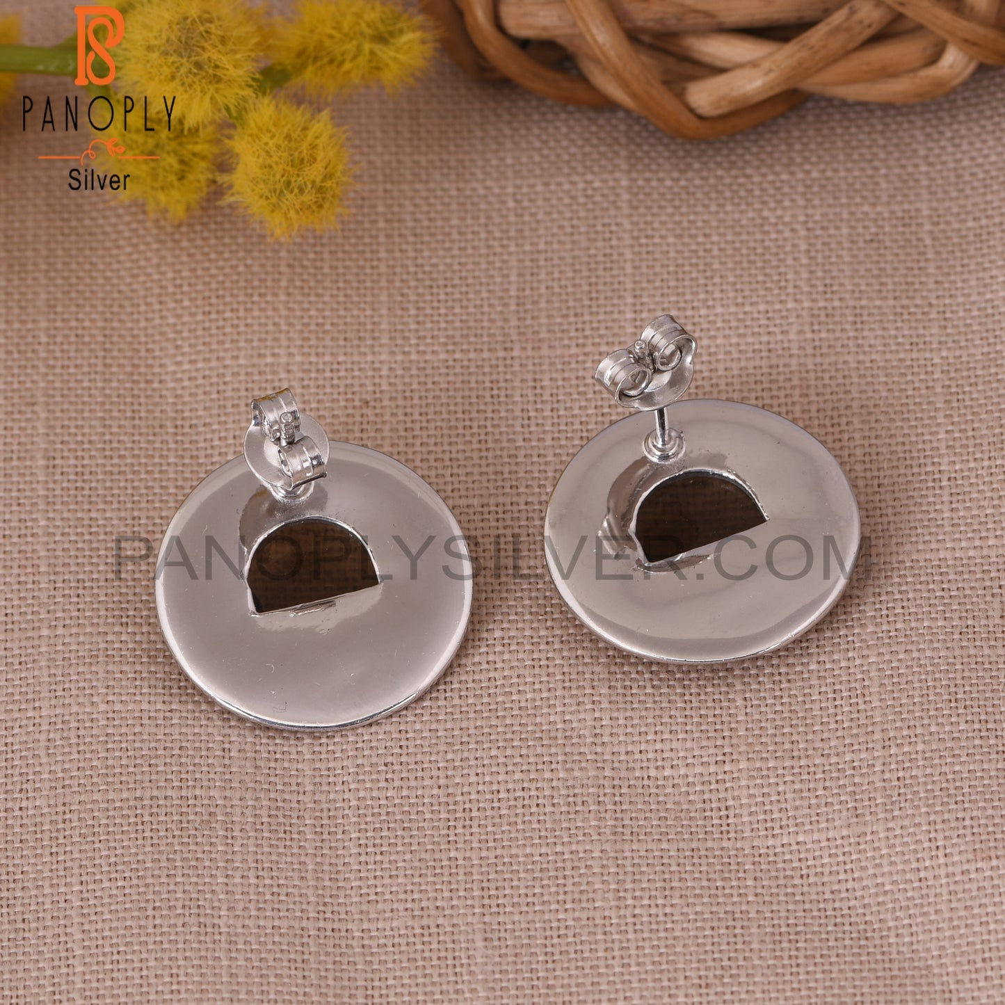 Smoky 925 Sterling Silver D Shape Stud Earrings