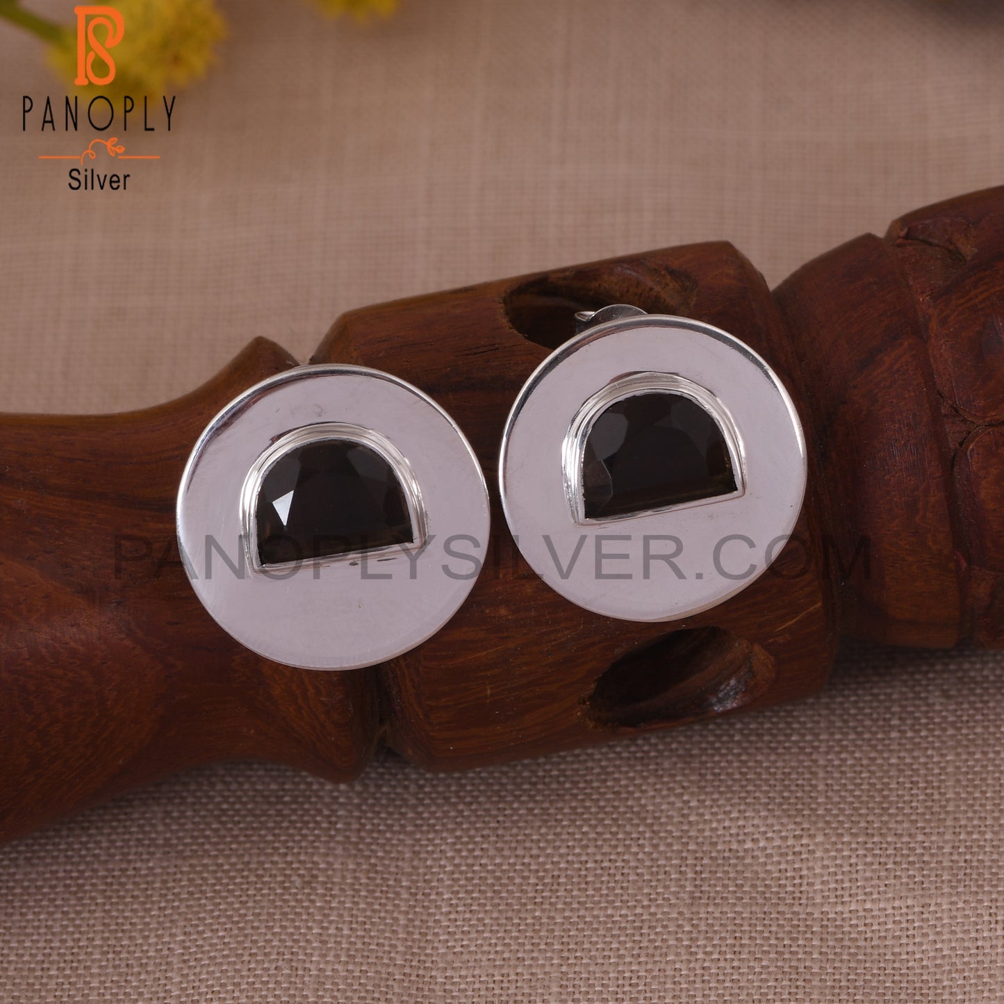Smoky 925 Sterling Silver D Shape Stud Earrings