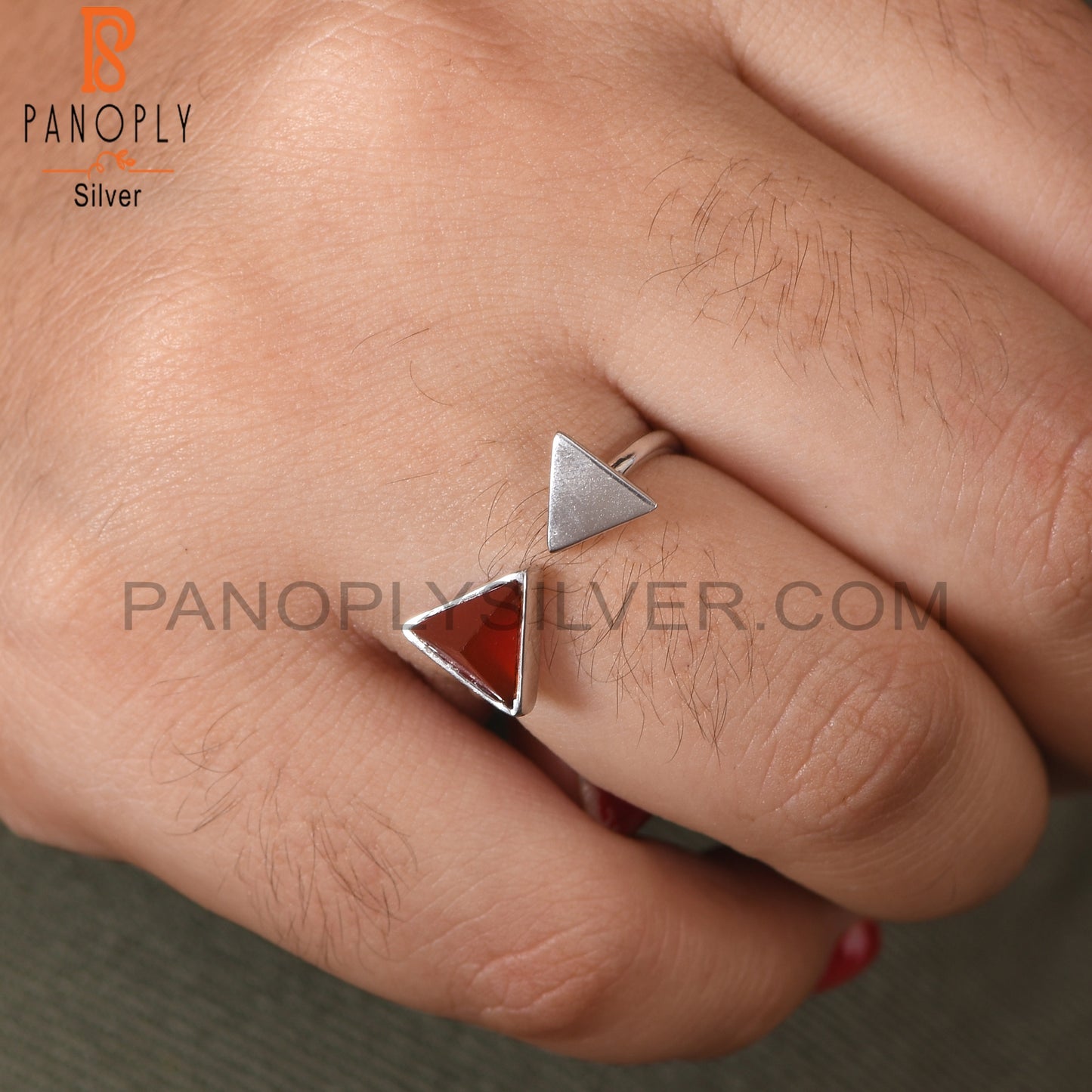 Pyramid 925 Sterling Silver Red Onyx Triangle Ring