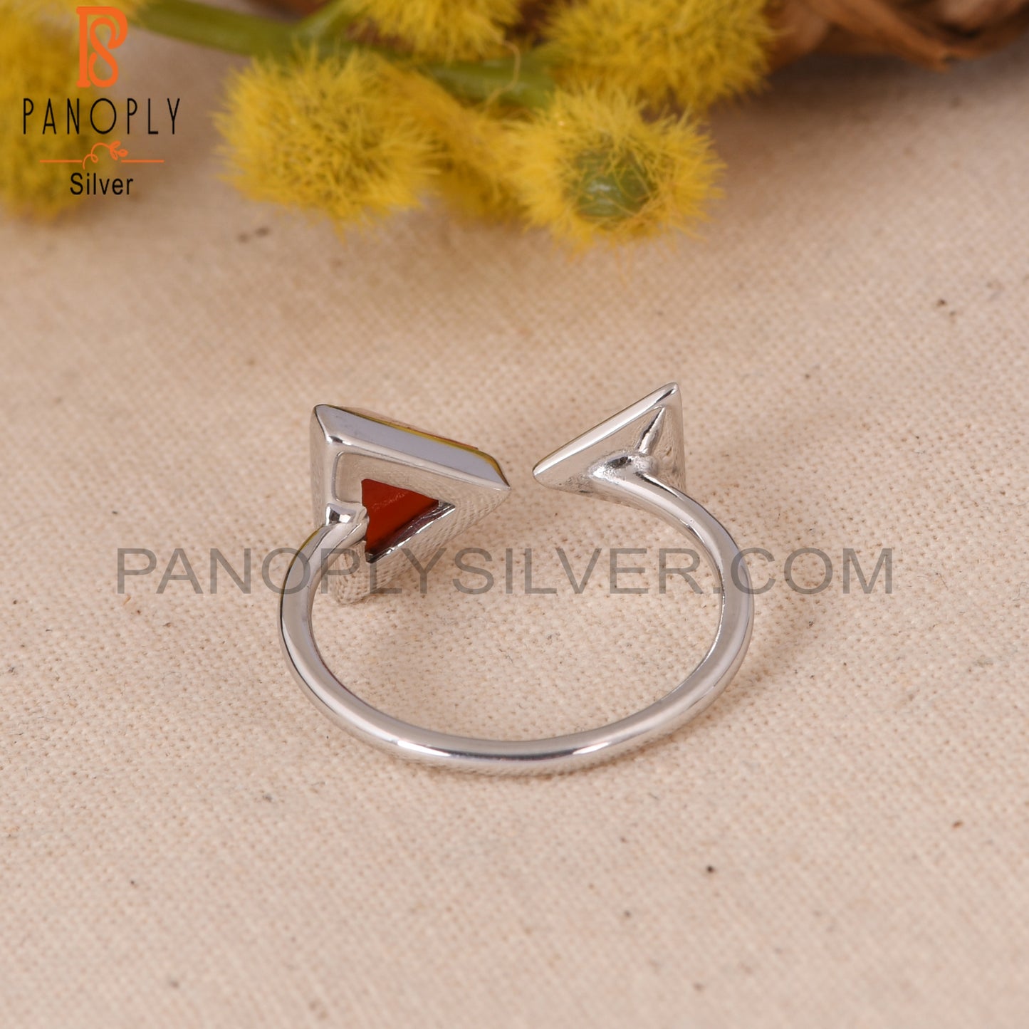 Pyramid 925 Sterling Silver Red Onyx Triangle Ring