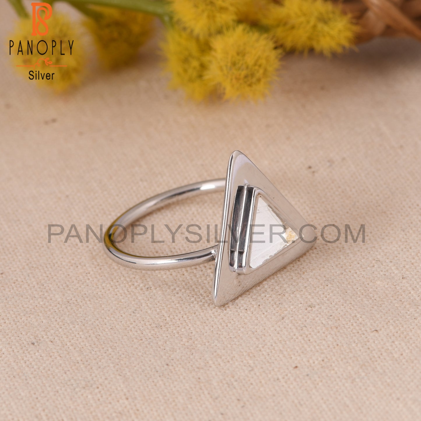 Clear Crystal Quartz Triangle Design 925 Silver Ring Jewelry