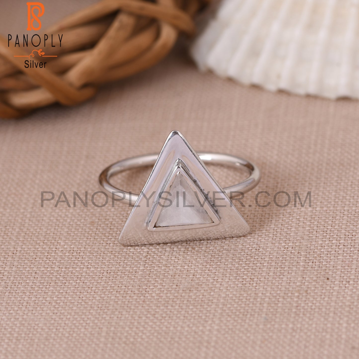 Rainbow Moonstone 925 Sterling Silver Pyramid Ring