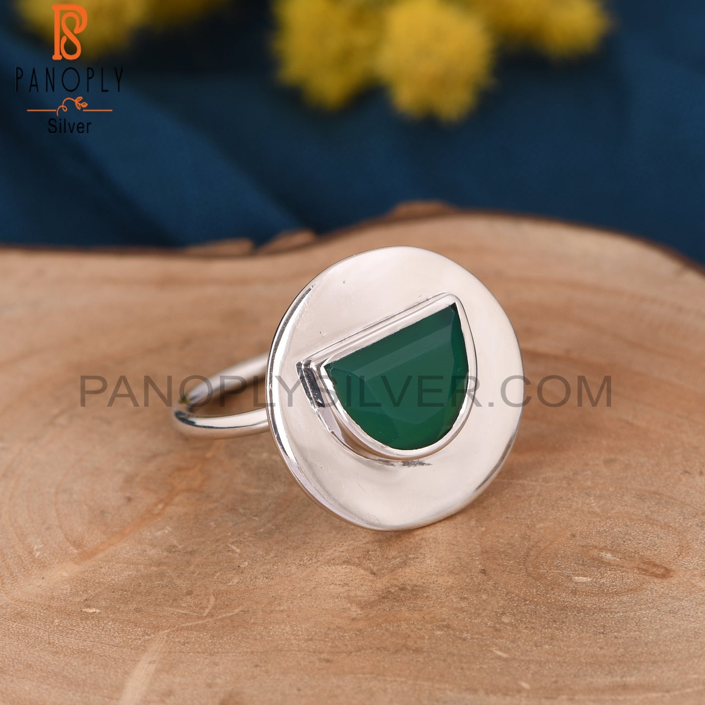 D Shape Green Onyx 925 Sterling Silver Rings