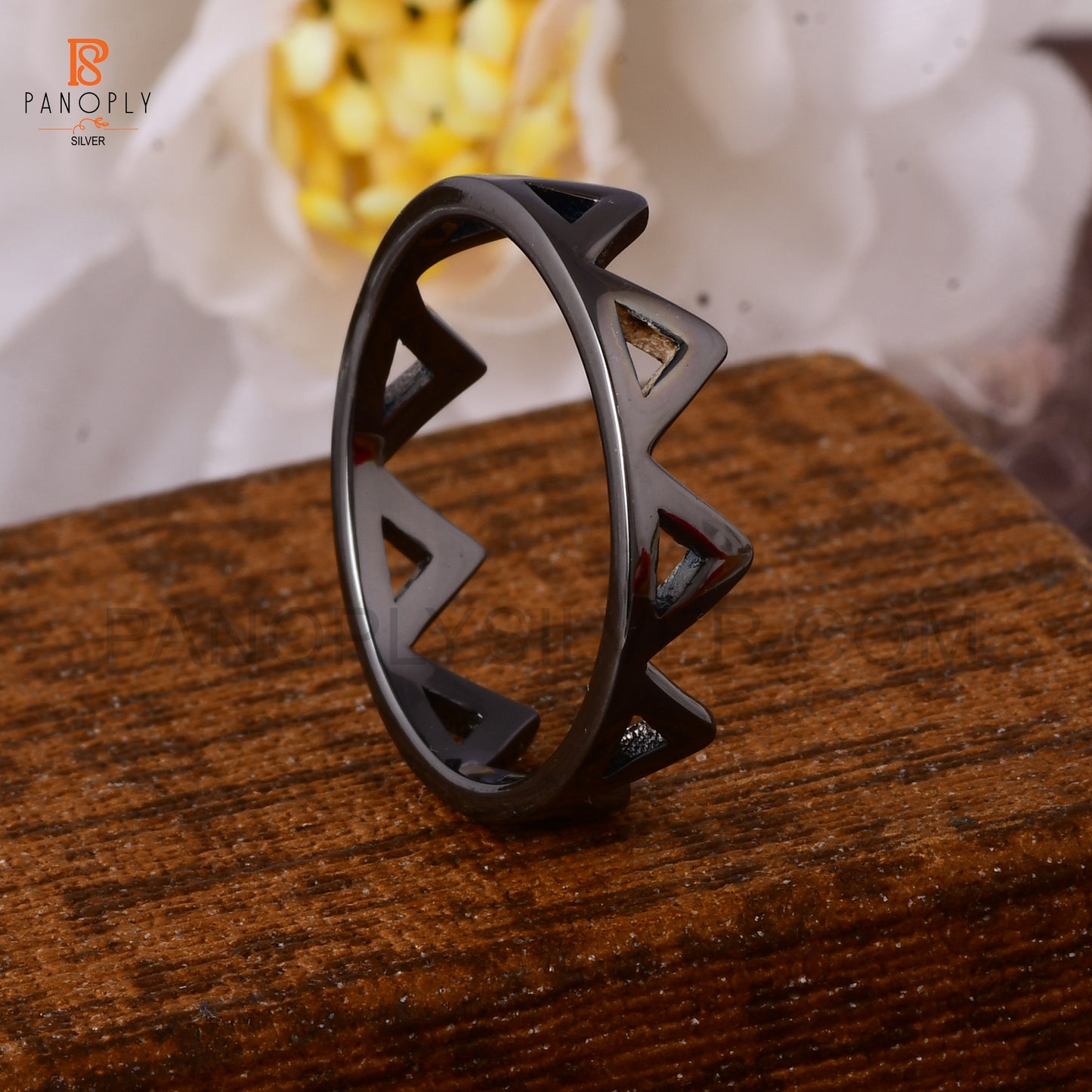 Sterling Silver Crown Ring, Geometric Triangle Design, Black Plated