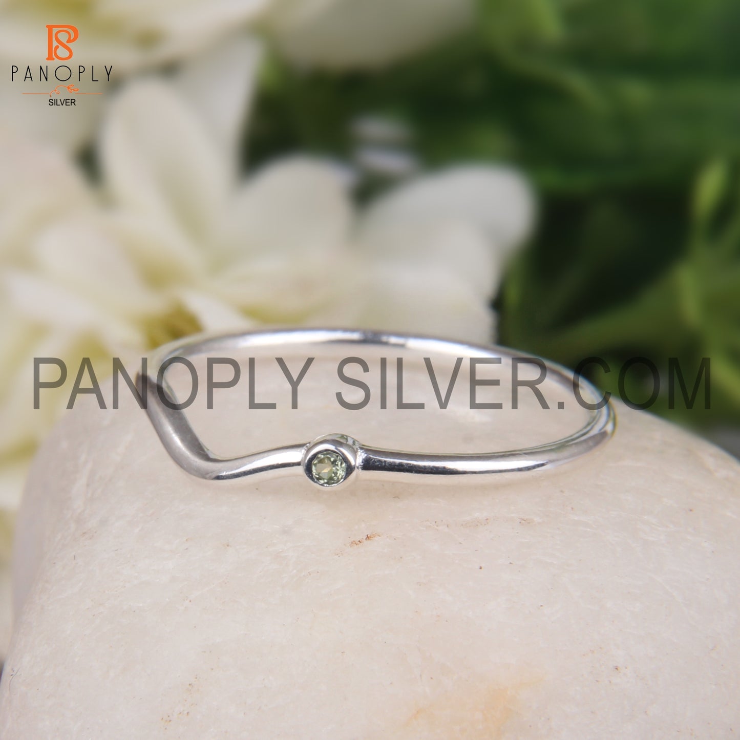 Peridot 925 Silver Green Gemstone Curve Band Rings