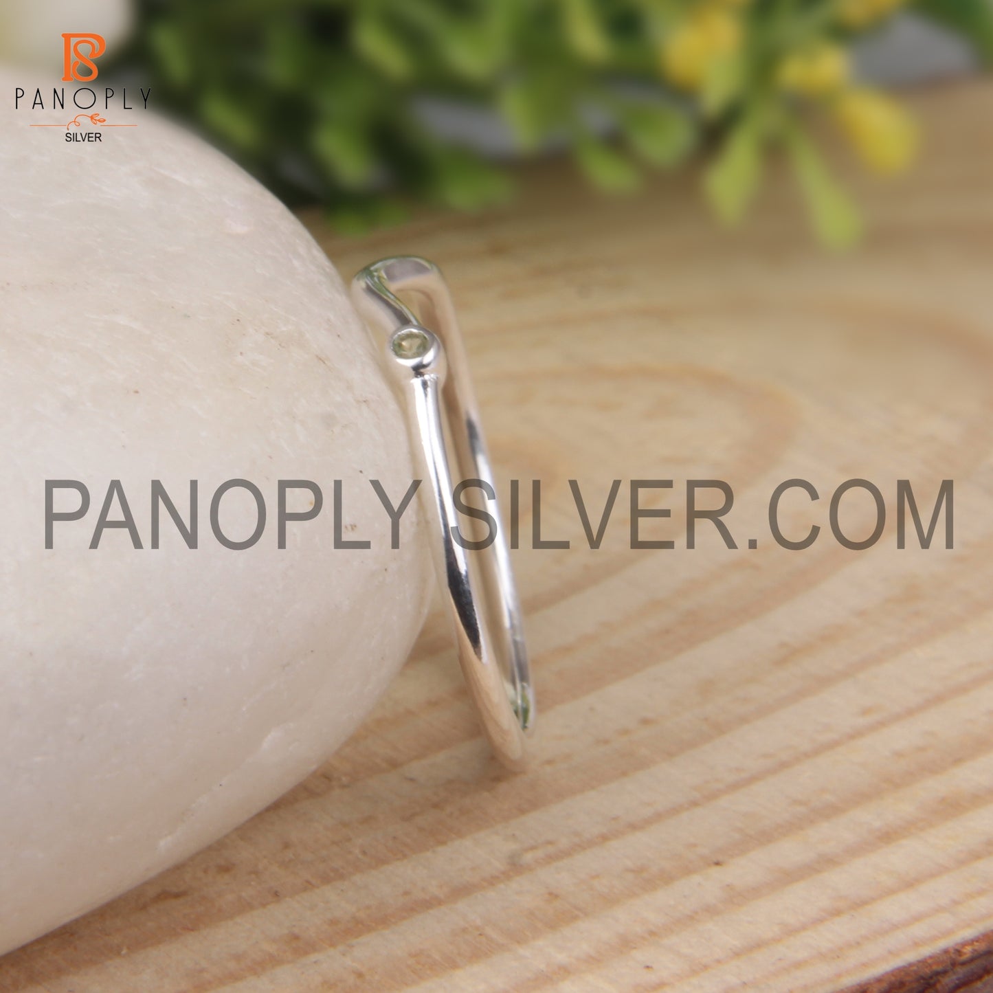 Peridot 925 Silver Green Gemstone Curve Band Rings