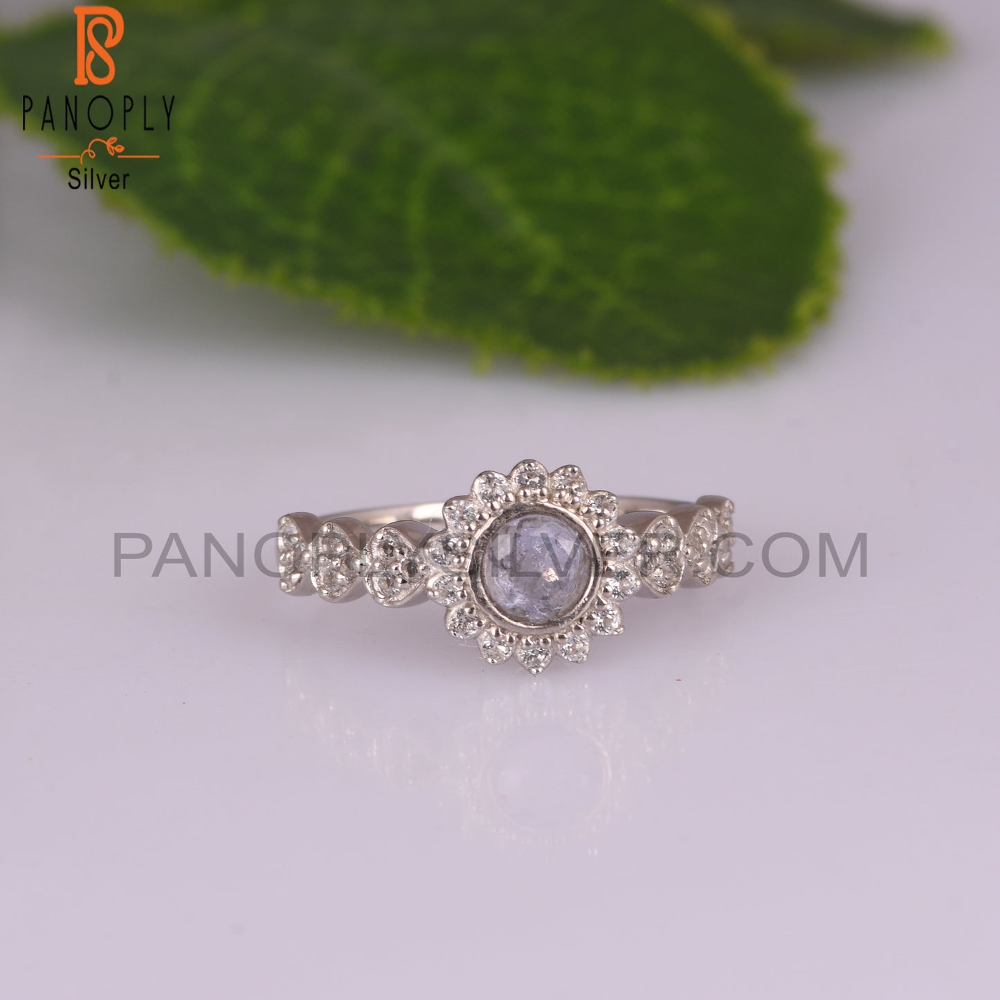 White Topaz And Tanzanite Round 925 Sterling Silver Ring