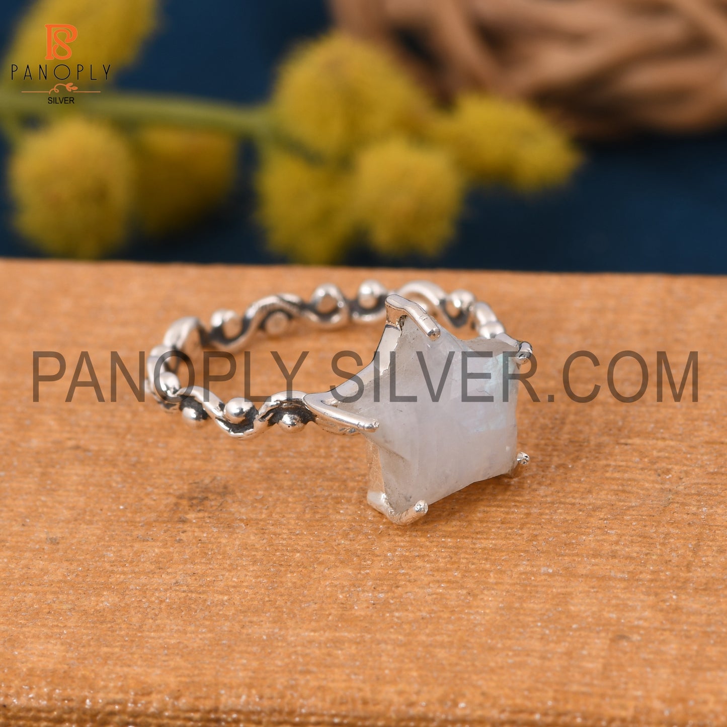 Rainbow Moonstone Star 925 Quality Silver Filigree Band Rings