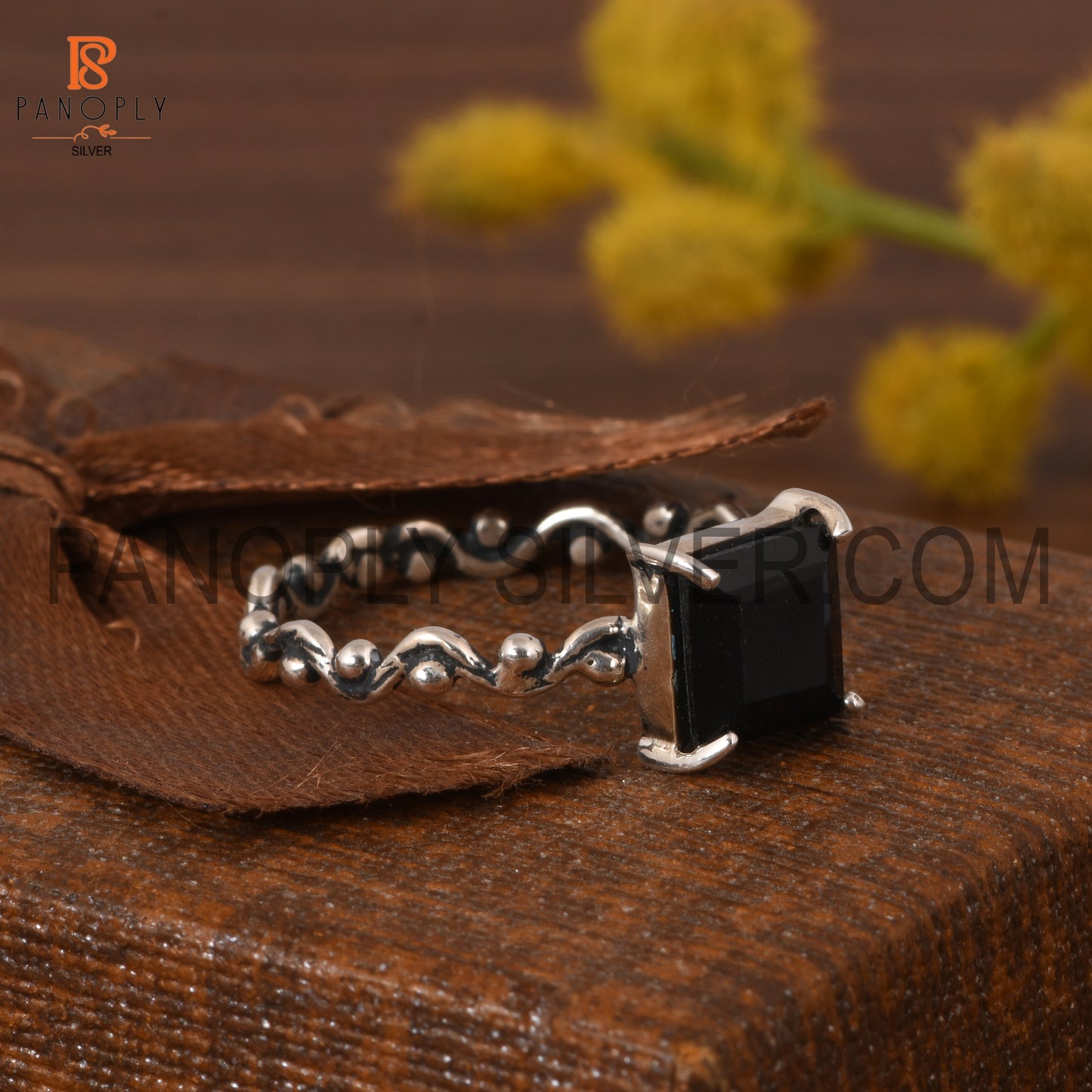 Black Onyx Square 925 Quality Prong Set Filigree Band Rings