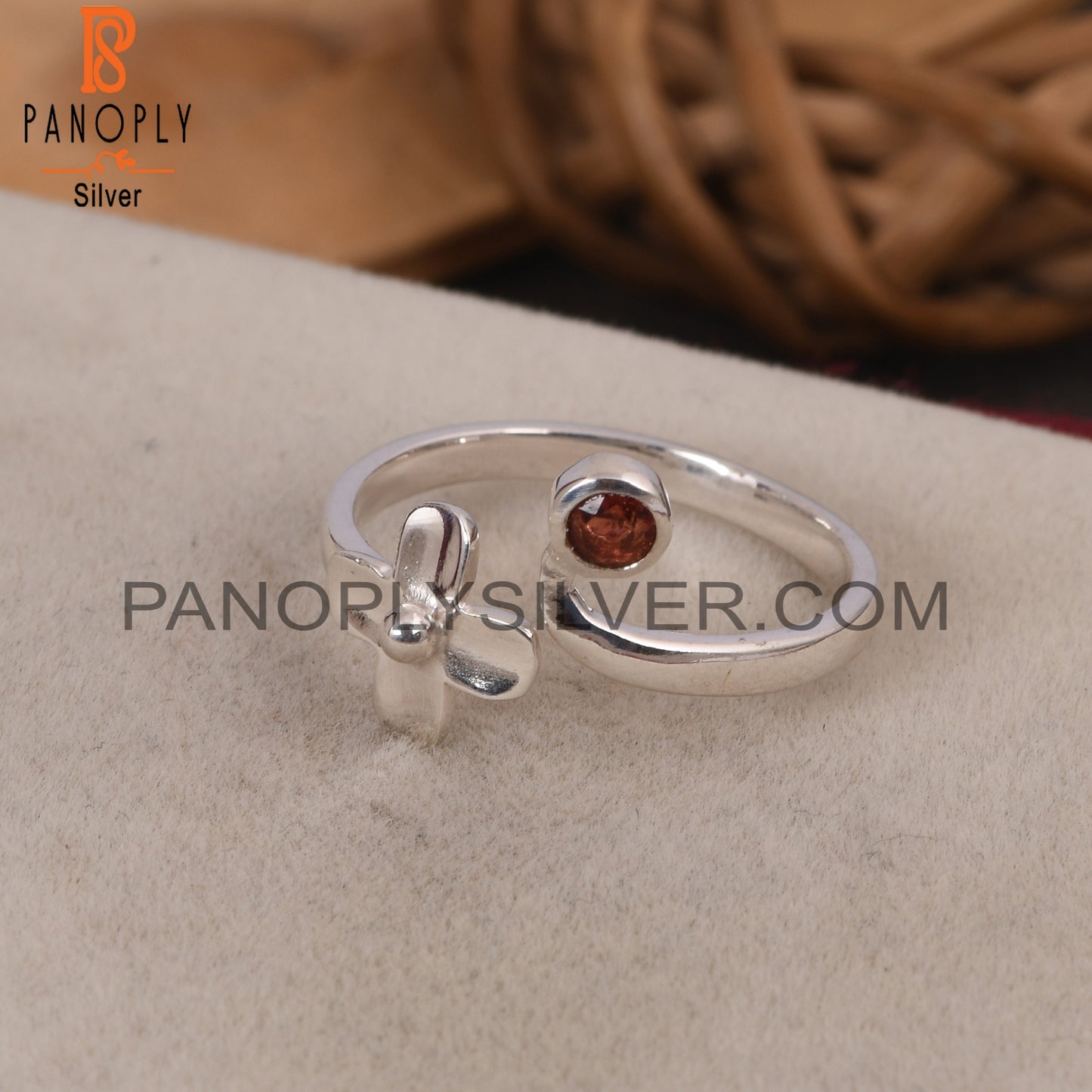 Small Flower 925 Sterling Silver Garnet Silver Rings