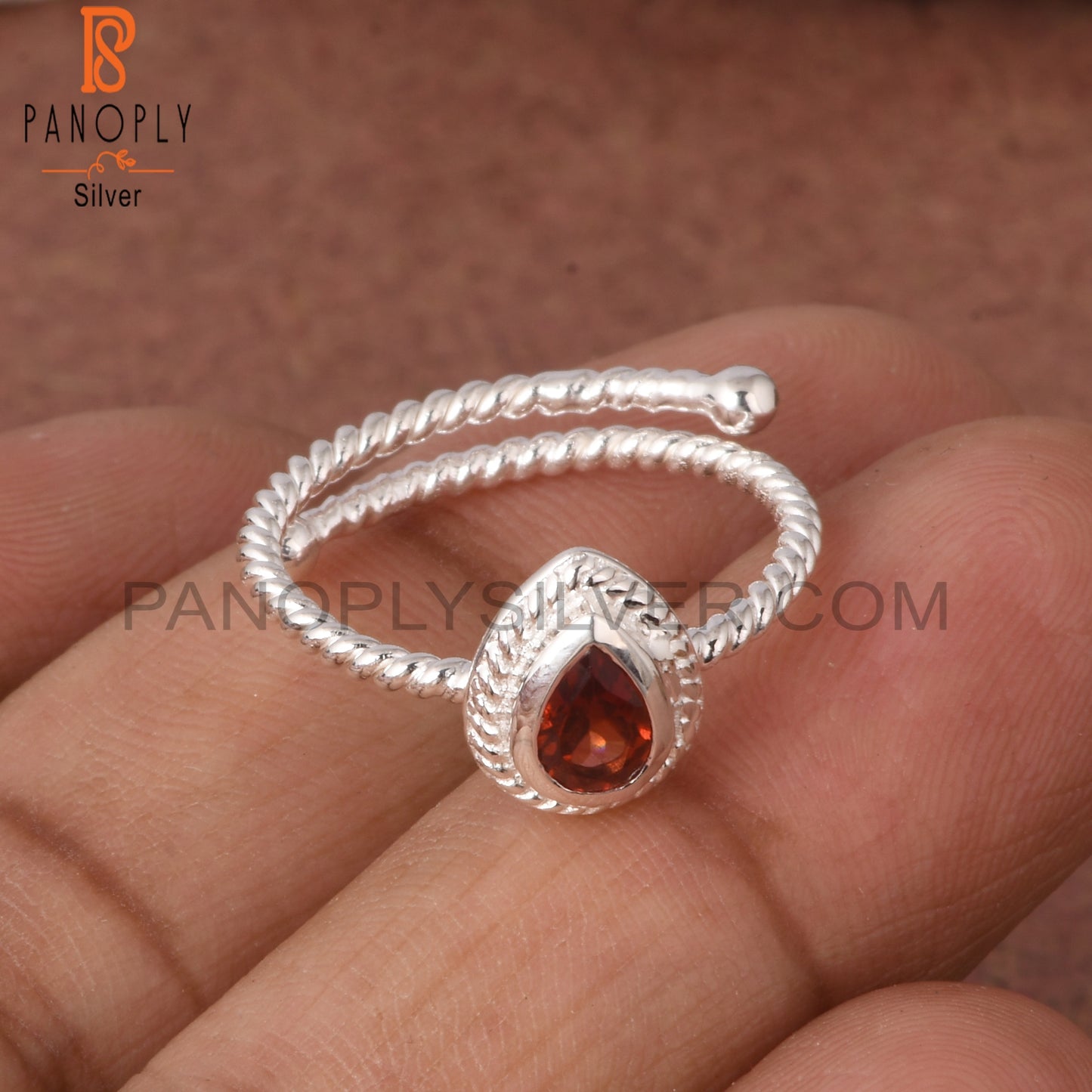 Twist Band Garnet Pear Shape 925 Sterling Silver Ring