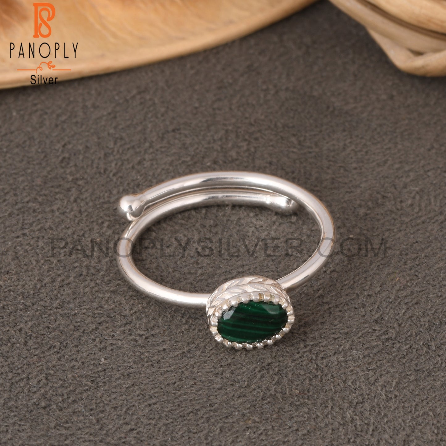 Malachite Oval 925 Sterling Silver Ring