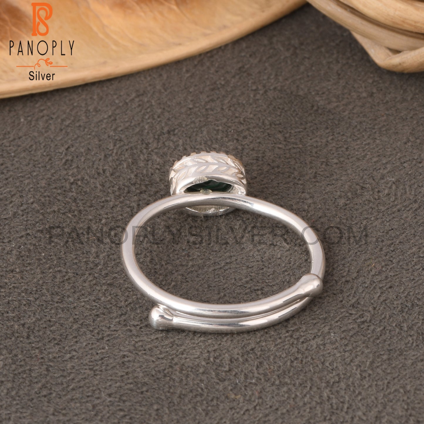 Malachite Oval 925 Sterling Silver Ring