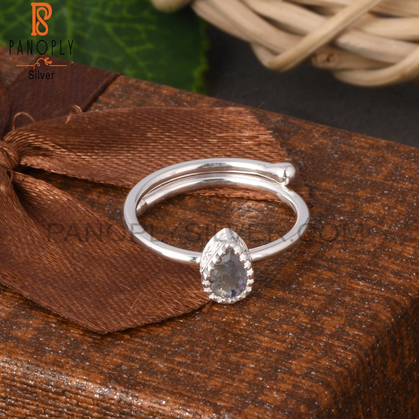 Labradorite Pear Shape 925 Sterling Silver Ring