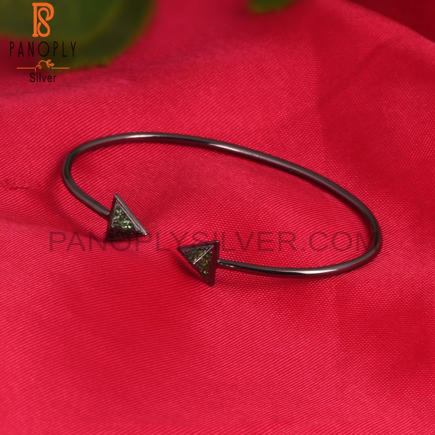Tsavourite Round Shape 925 Sterling Silver Bangle