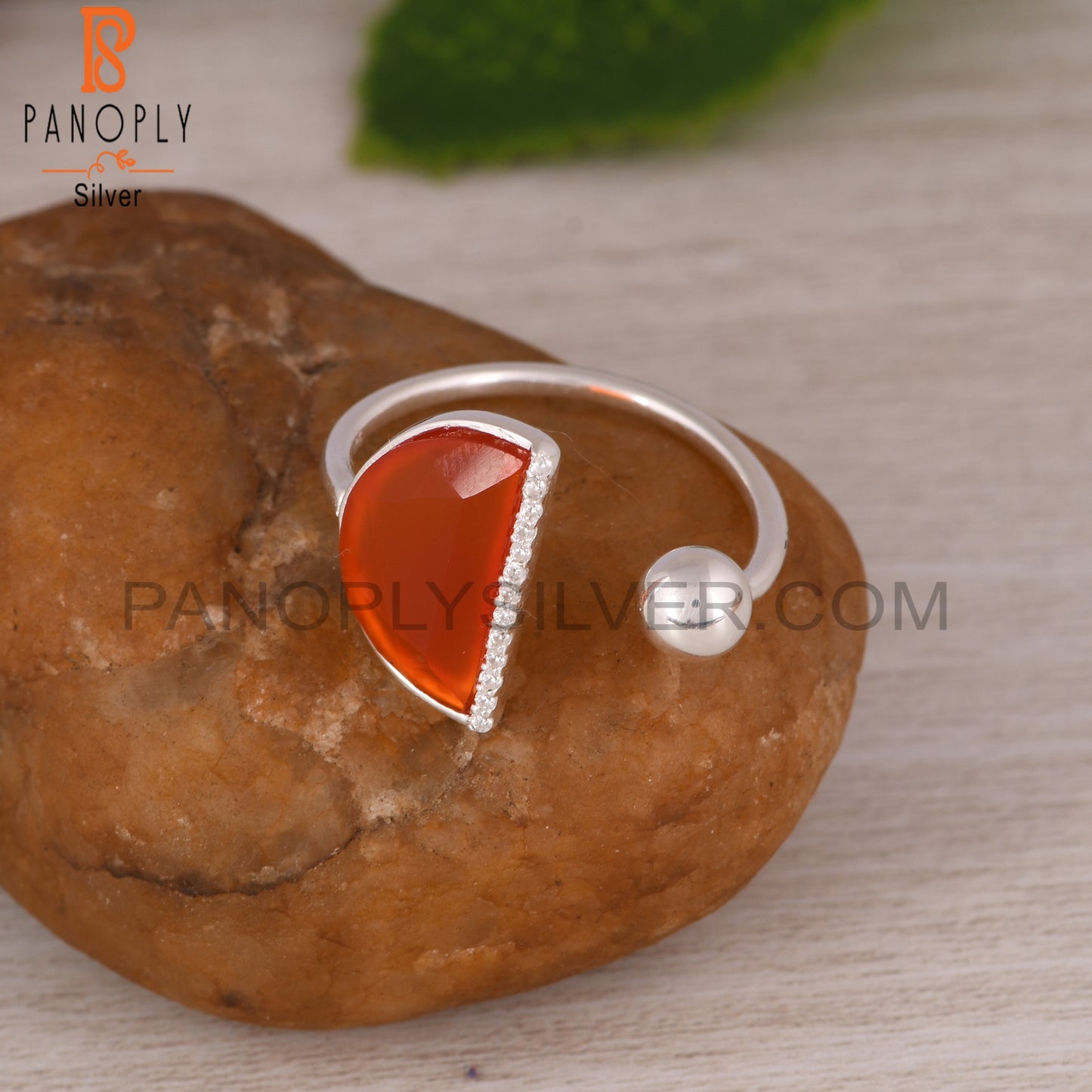 Cubic Zirconia & Red Onyx D Shape 925 Sterling Silver Ring