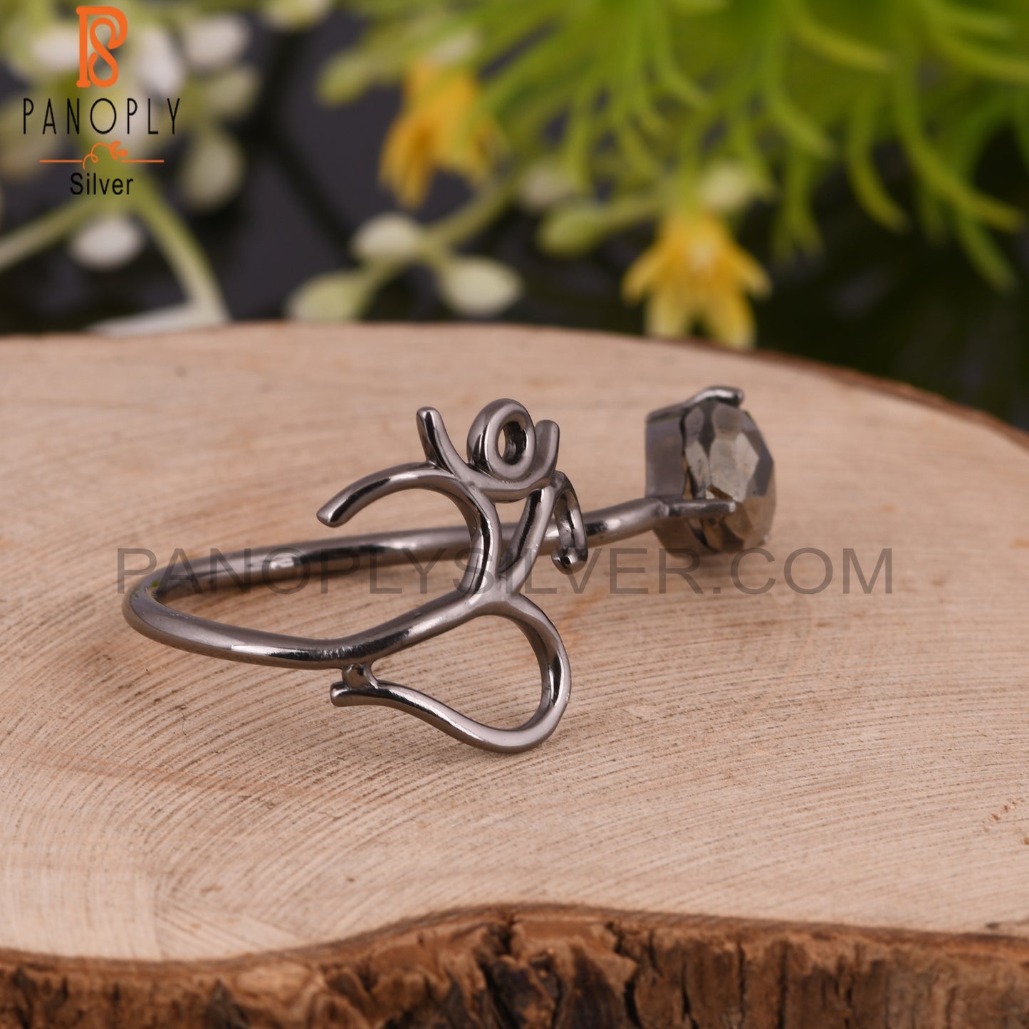 Dainty Pyrite Pear 925 Silver Om Ring