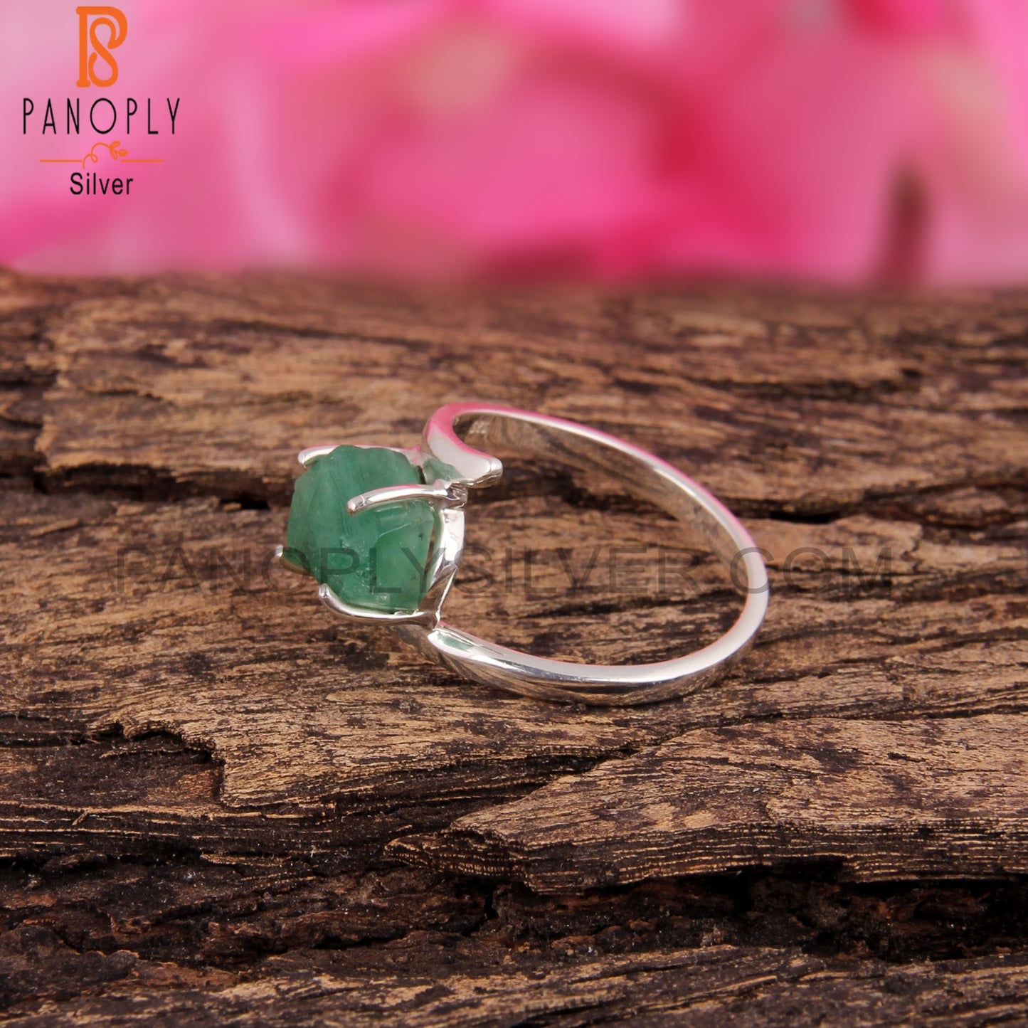 Attractive Emerald Rough 925 Sterling Silver Ring
