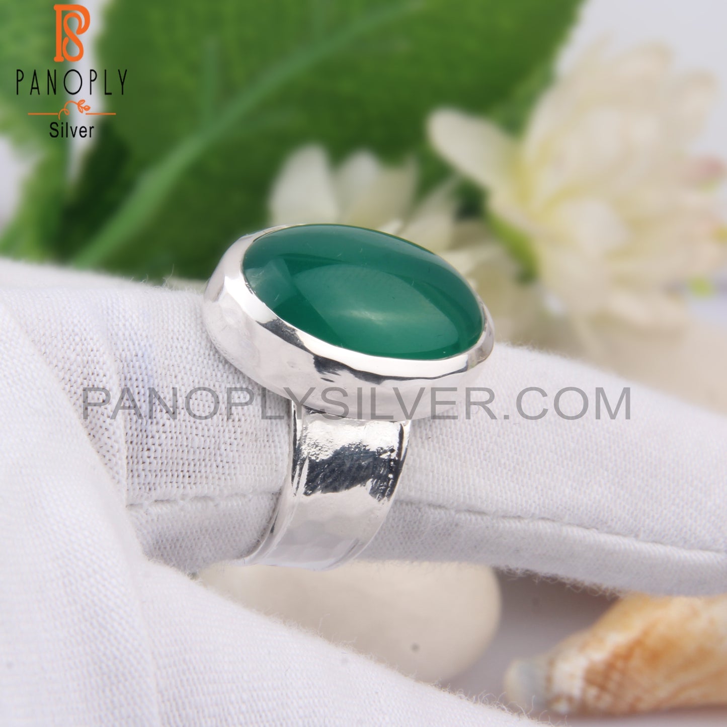 Green Onyx Oval Shape 925 Sterling Silver Ring