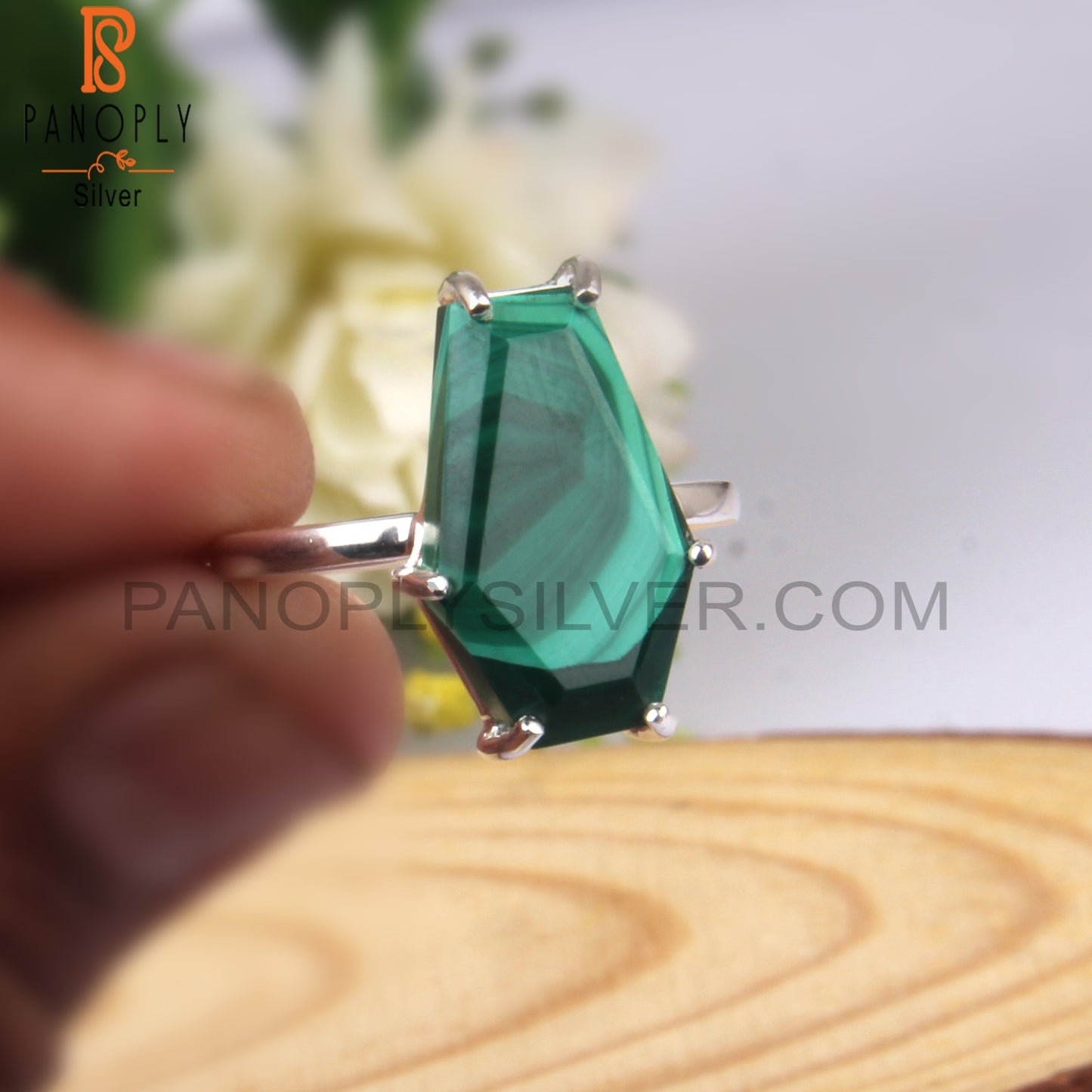 Malachite Coffin Shape 925 Sterling Silver Ring