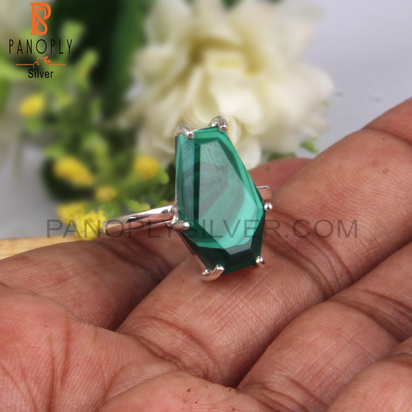 Malachite Coffin Shape 925 Sterling Silver Ring
