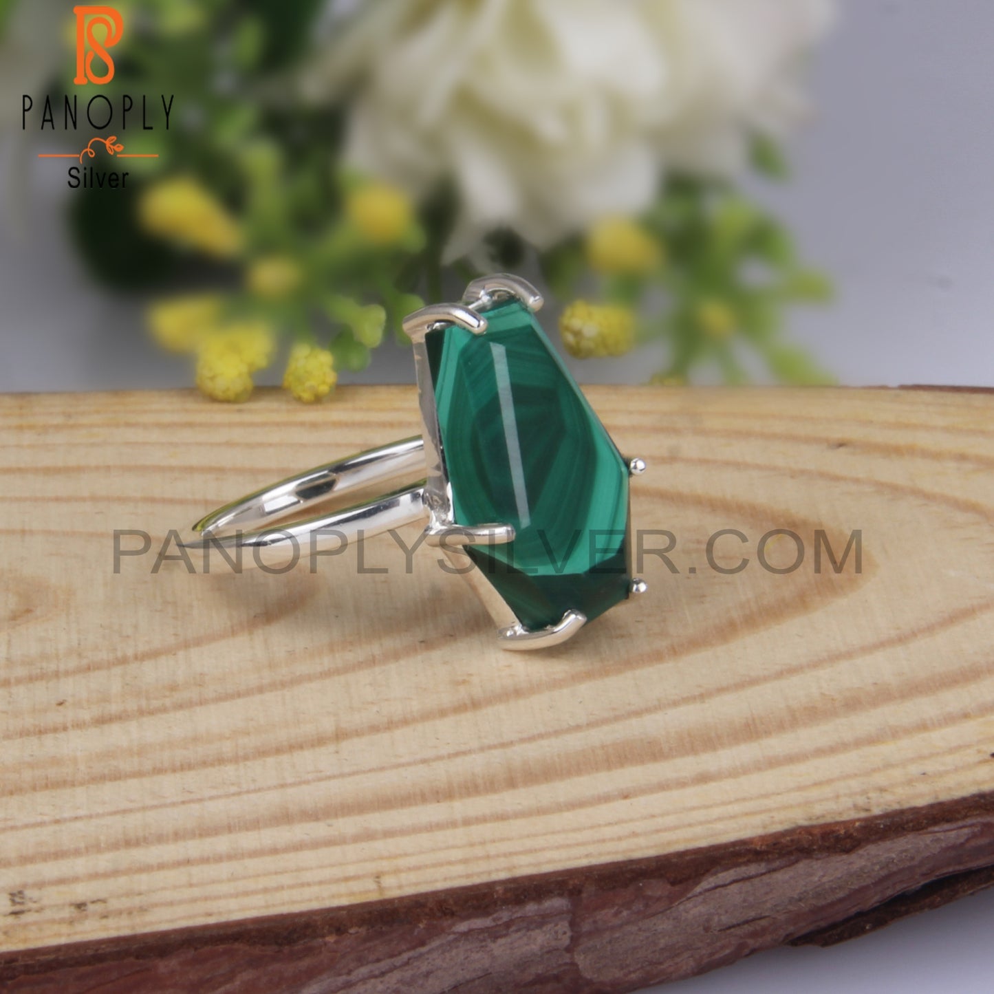 Malachite Coffin Shape 925 Sterling Silver Ring
