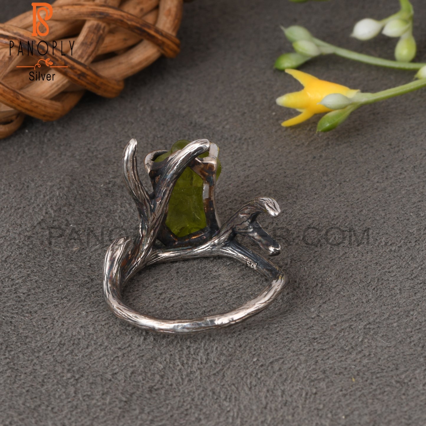 Peridot 925 Sterling Silver Ring