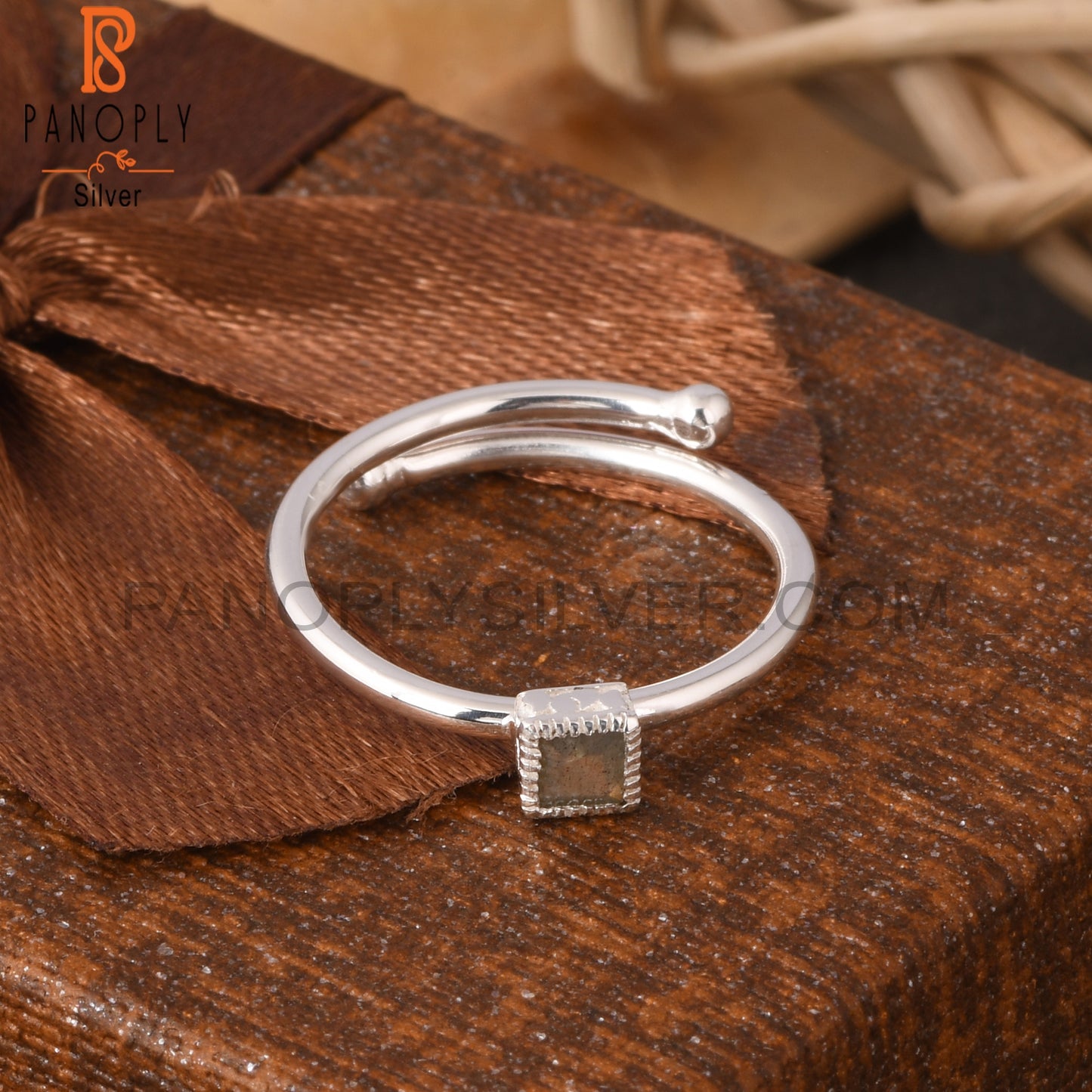 Labradorite Square 925 Sterling Silver Ring