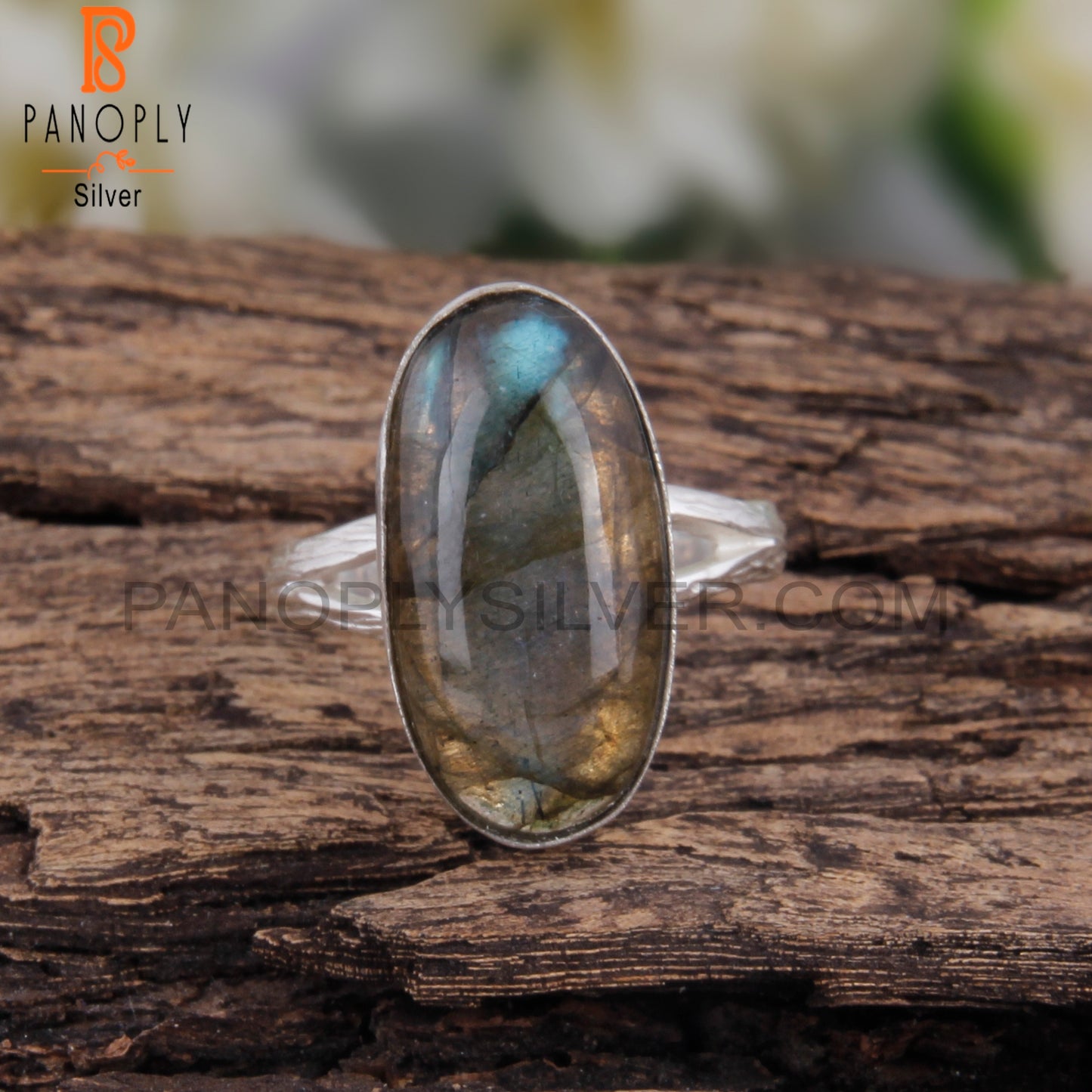 Pretty Labradorite Oval Shape 925 Sterling Silver Ring