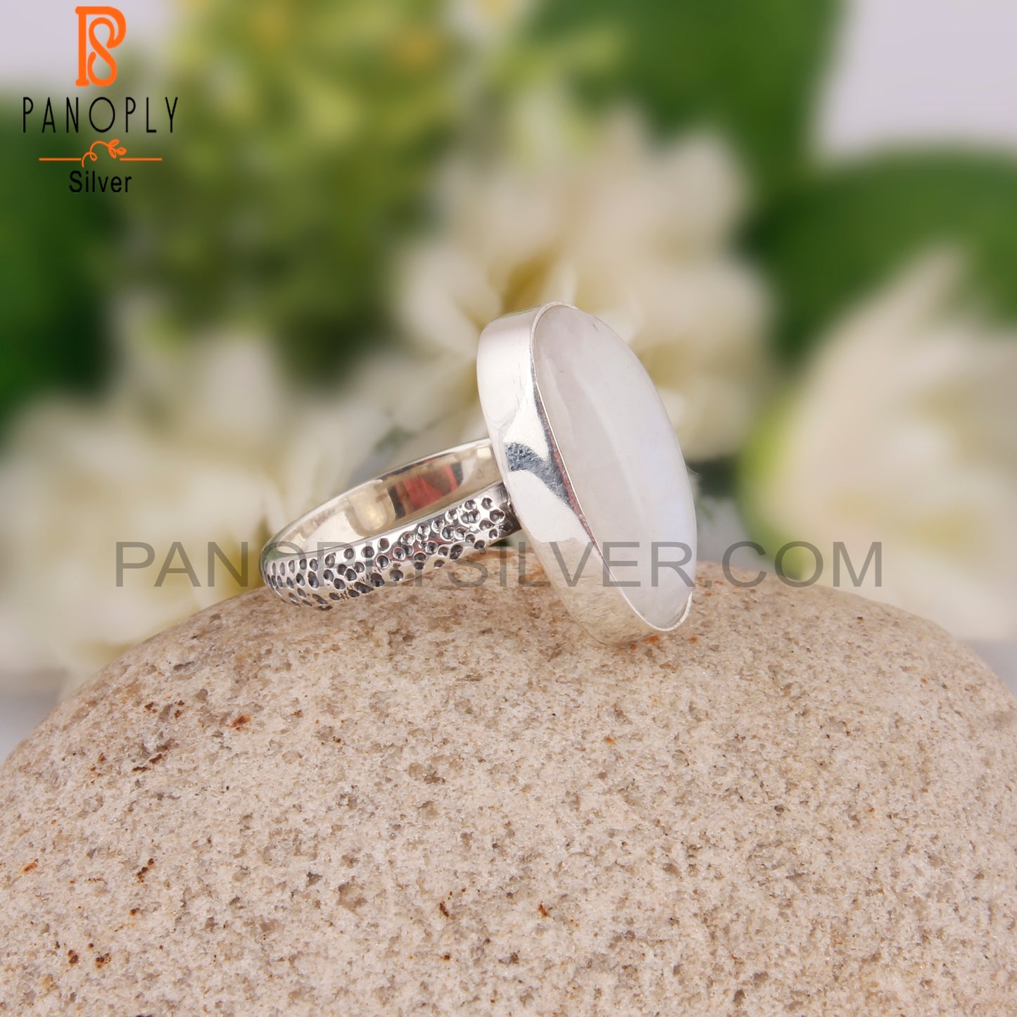 Stylish Rainbow Moonstone Oval Shape 925 Silver Ring