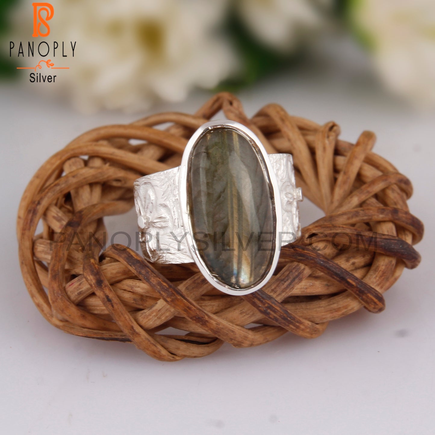 Labradorite Oval Shape 925 Sterling Silver Engagement Ring