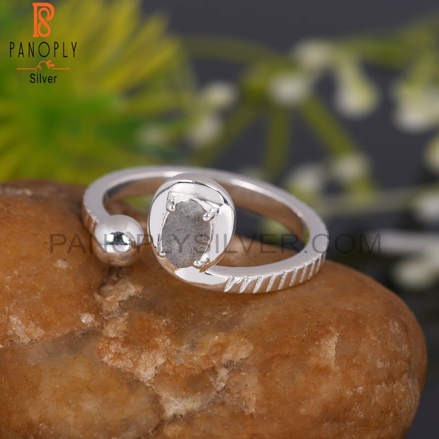 Oval Labradorite 925 Sterling Silver Handmade Ring