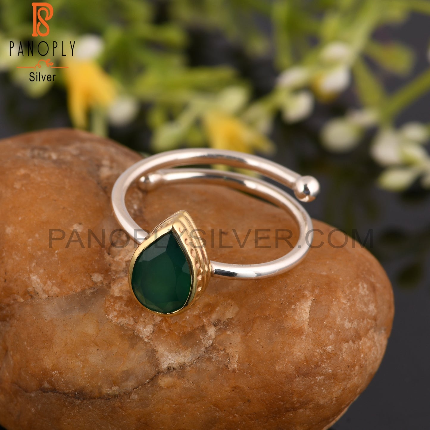 Pear Green Onyx 925 Sterling Silver Ring