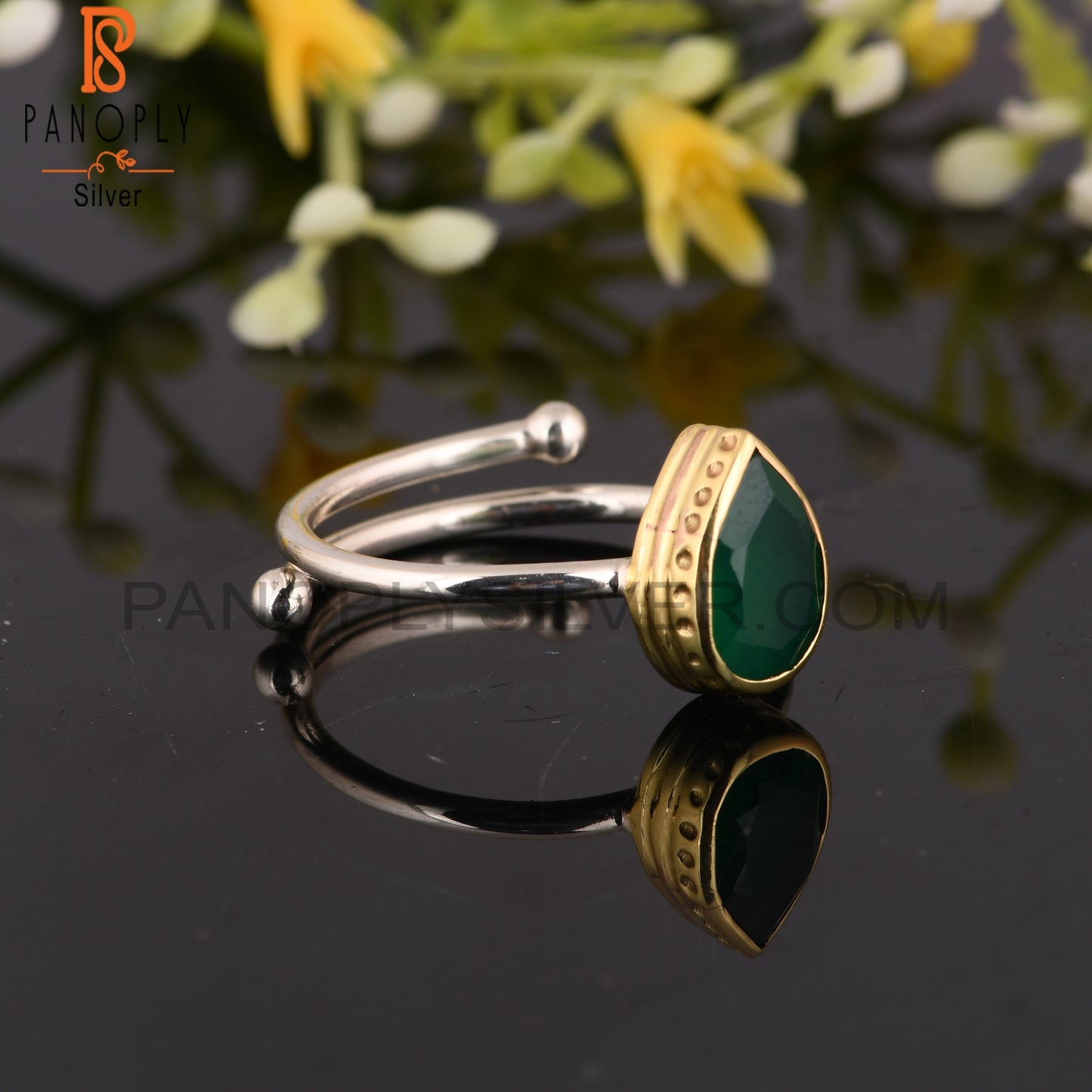 Pear Green Onyx 925 Sterling Silver Ring