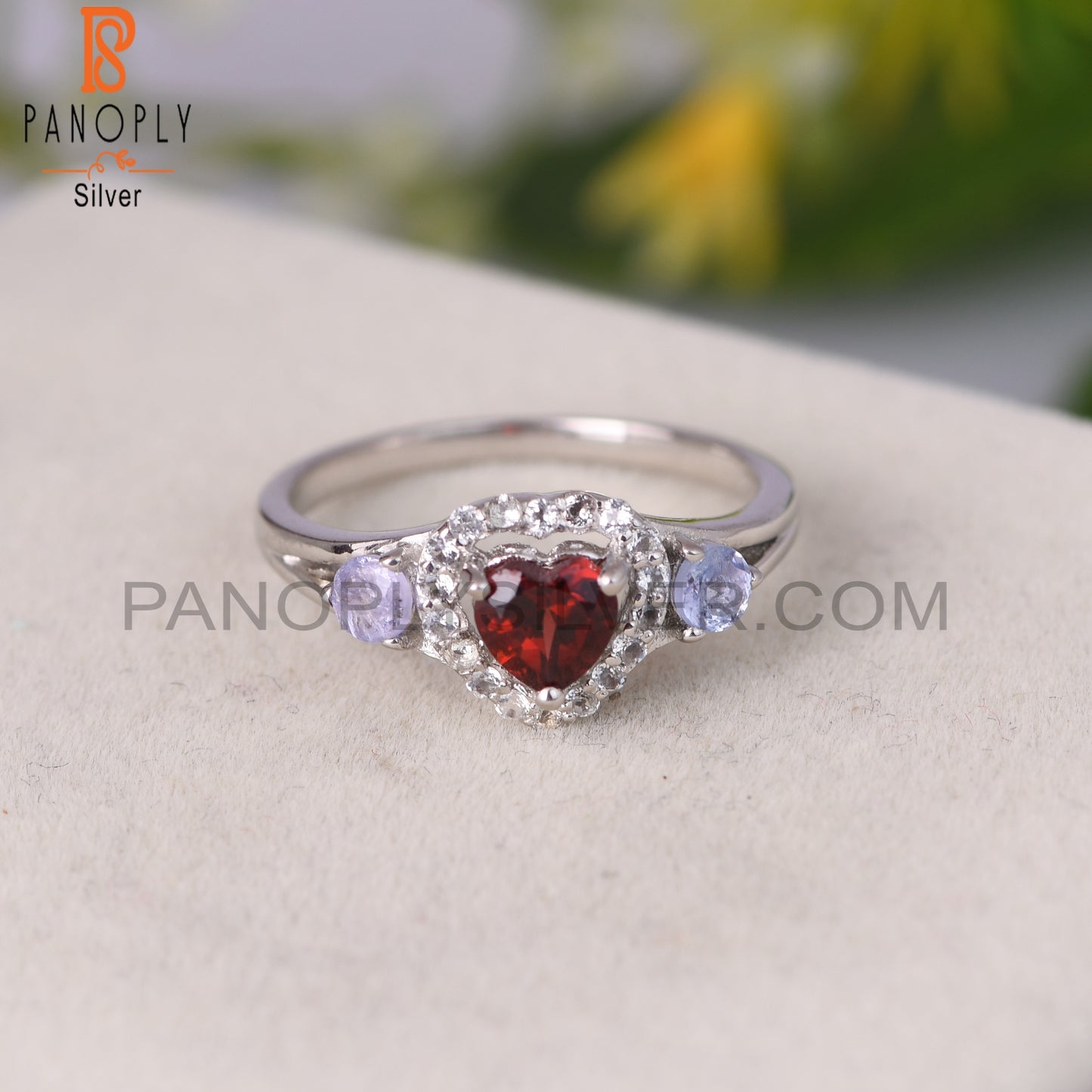 White Topaz ,Tanzanite & Garnet 925 Sterling Silver Ring
