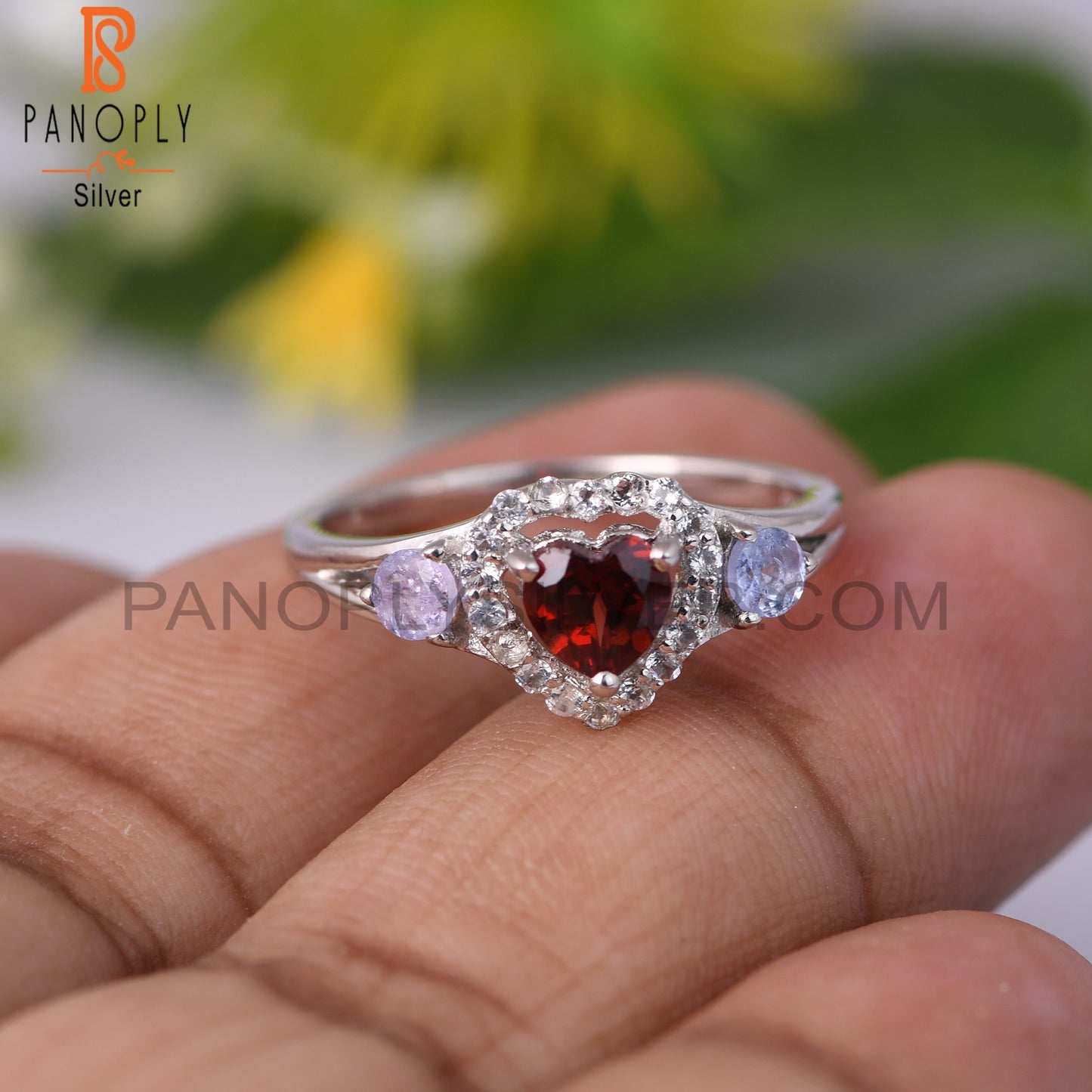 White Topaz ,Tanzanite & Garnet 925 Sterling Silver Ring