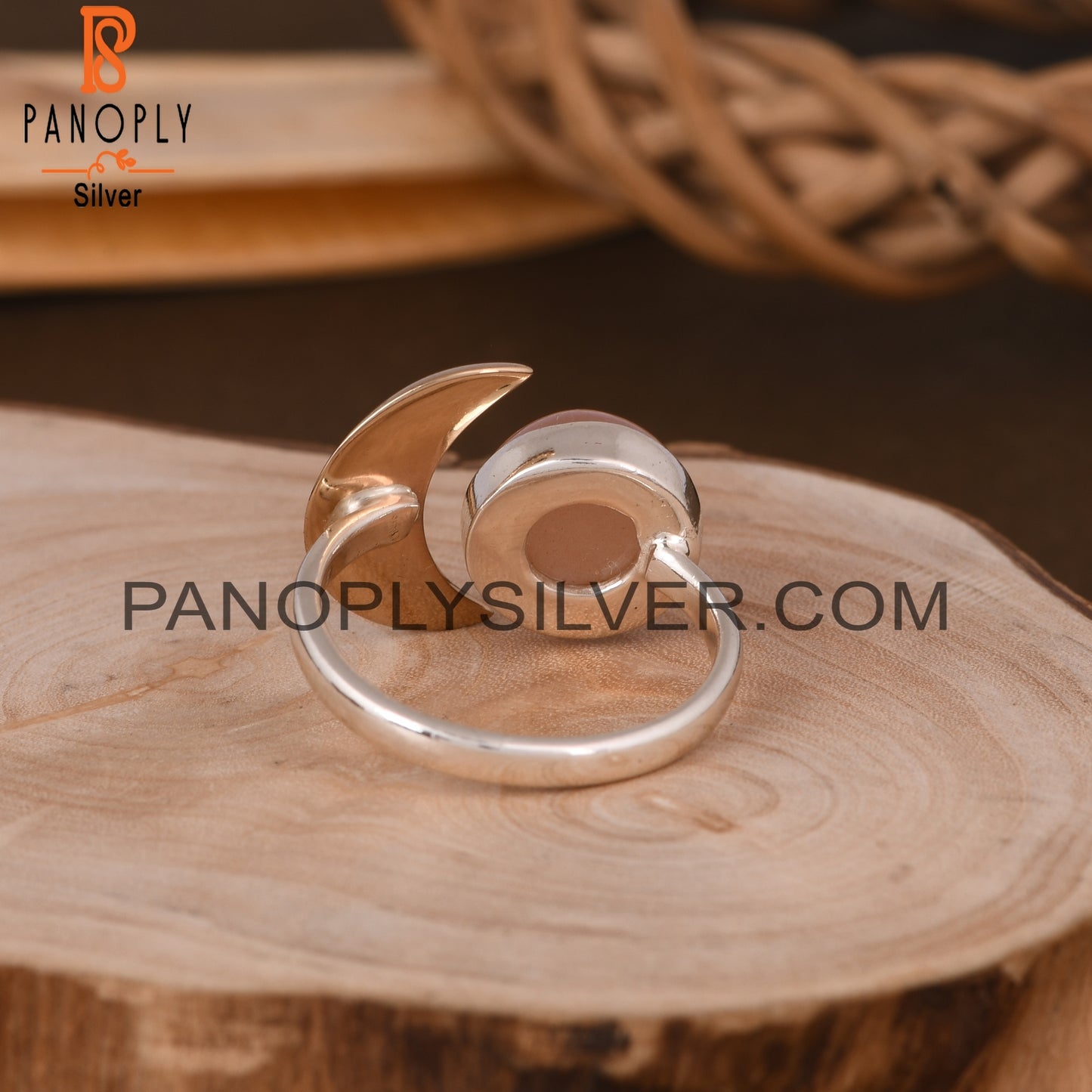 Peach Moonstone Round 925 Sterling Silver Moon Ring