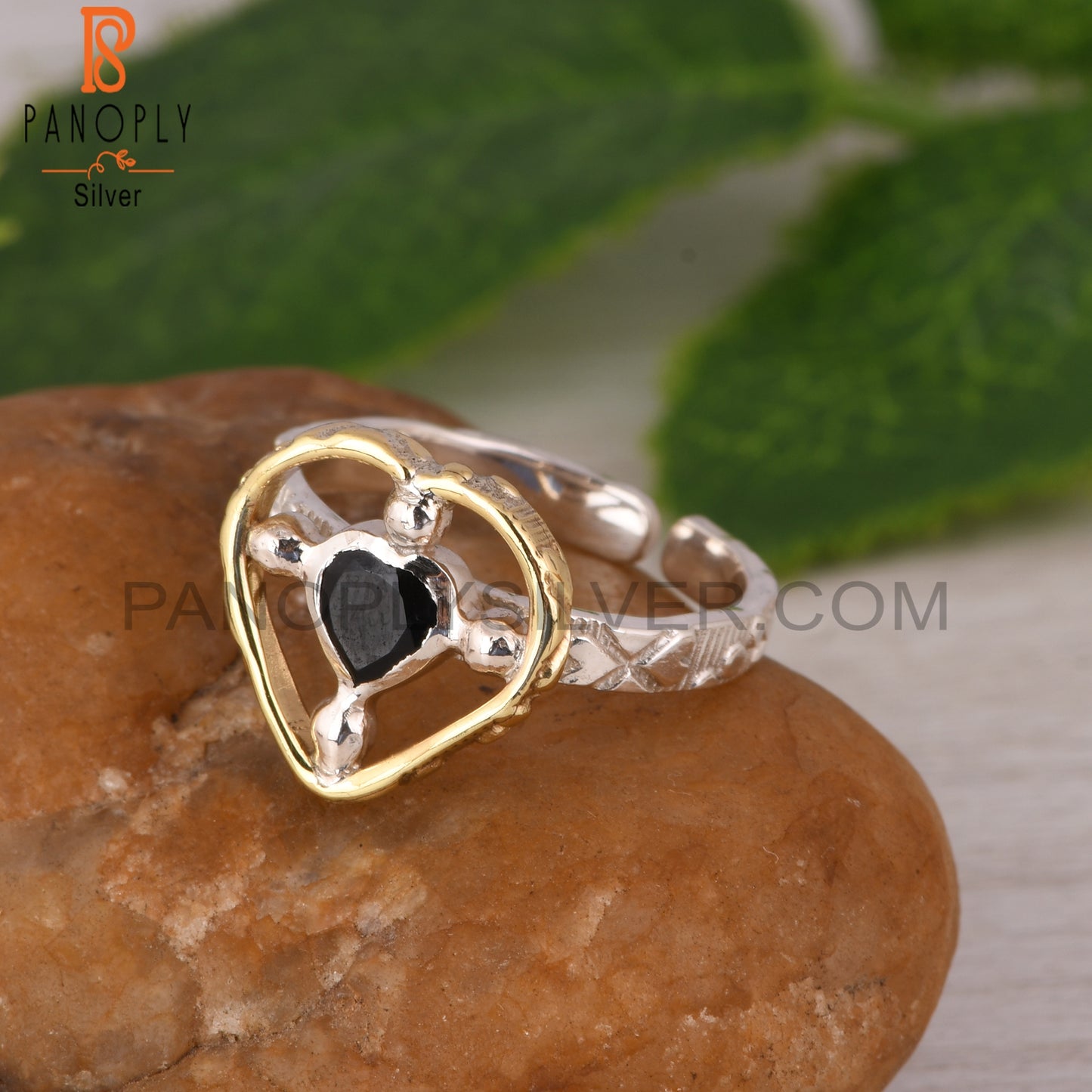 Black Onyx Two Heart Shape 925 Sterling Silver Ring