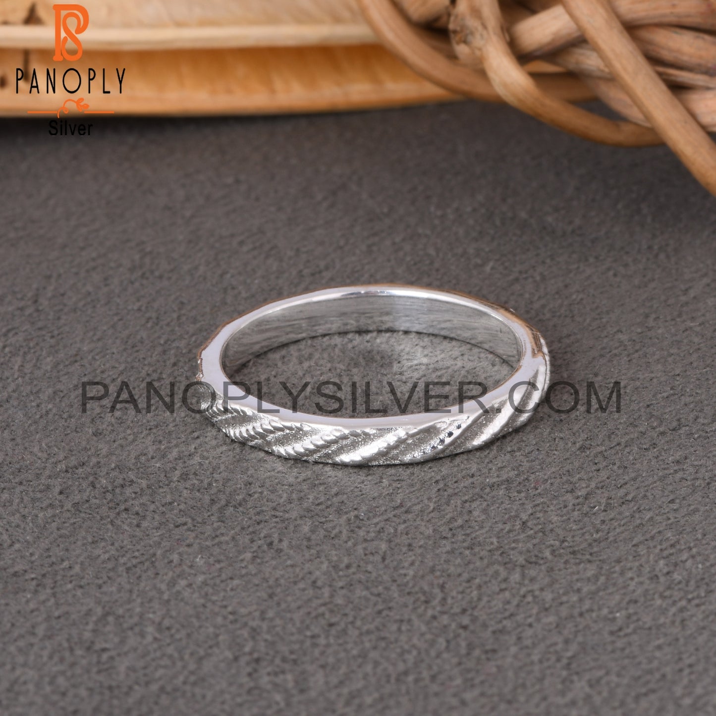 Minimalist Small Twist Spinner 925 Sterling Silver Ring