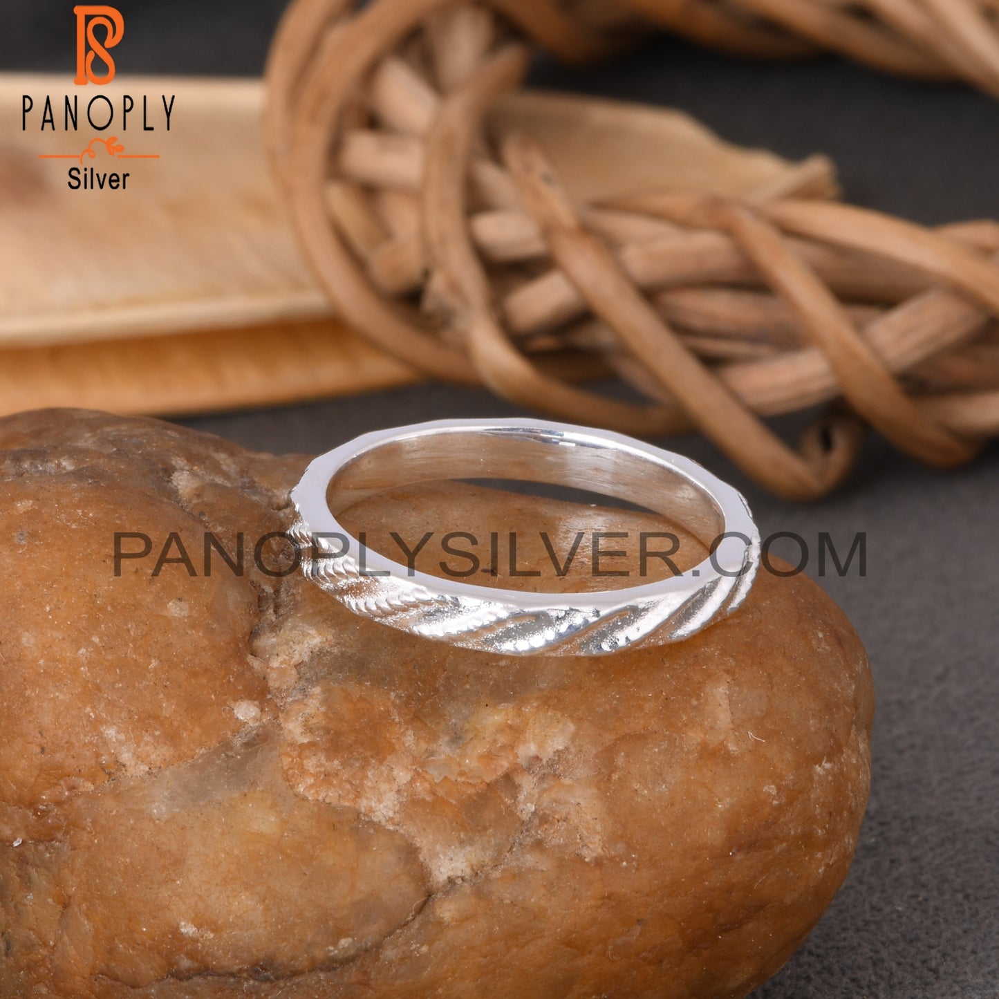 Minimalist Small Twist Spinner 925 Sterling Silver Ring