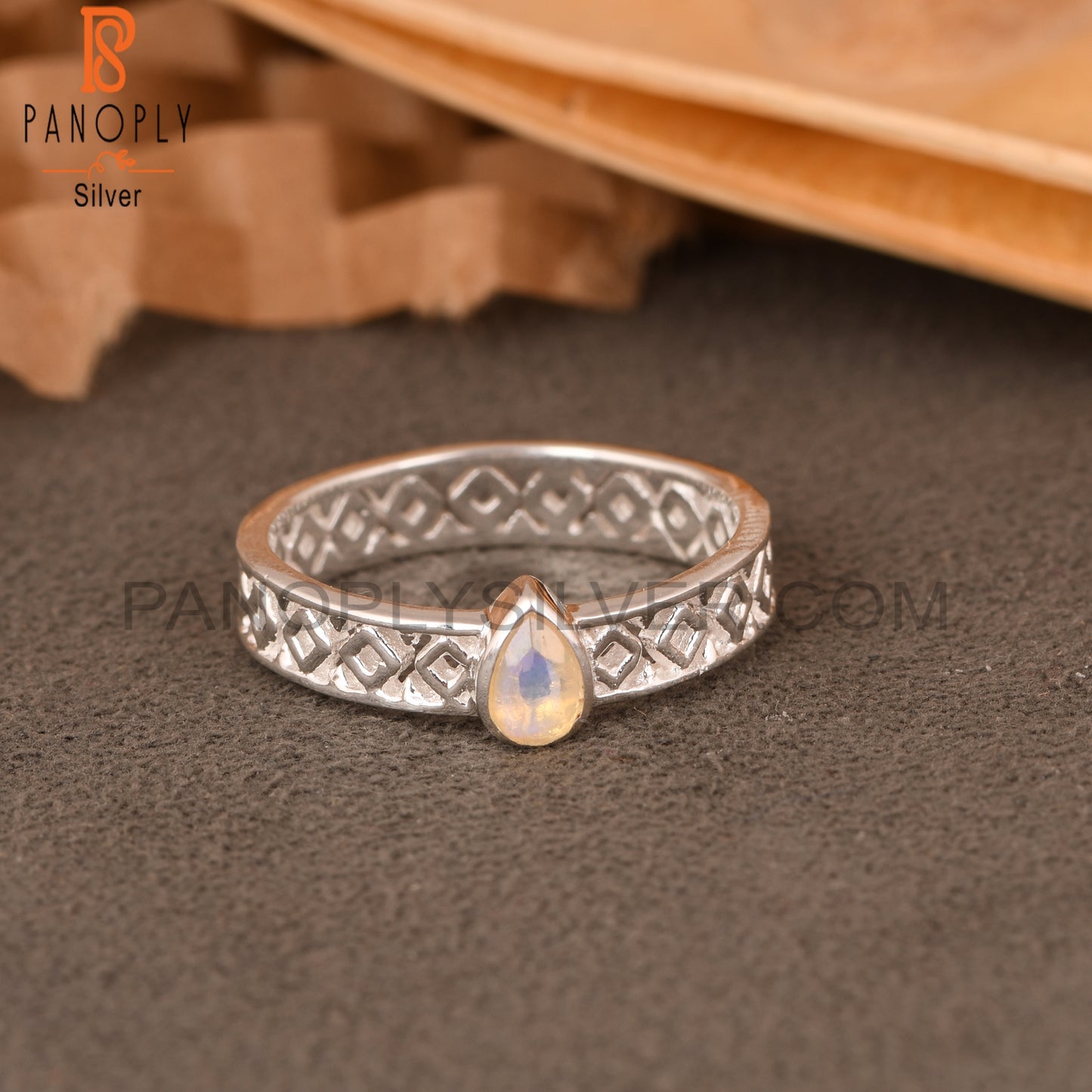 Ethiopian Opal Pear 925 Sterling Silver Texture Ring