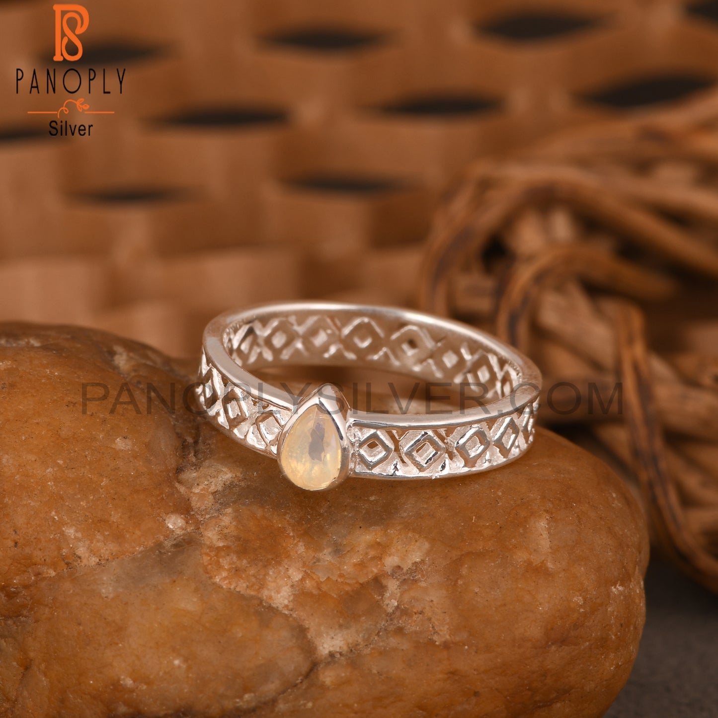 Ethiopian Opal Pear 925 Sterling Silver Texture Ring