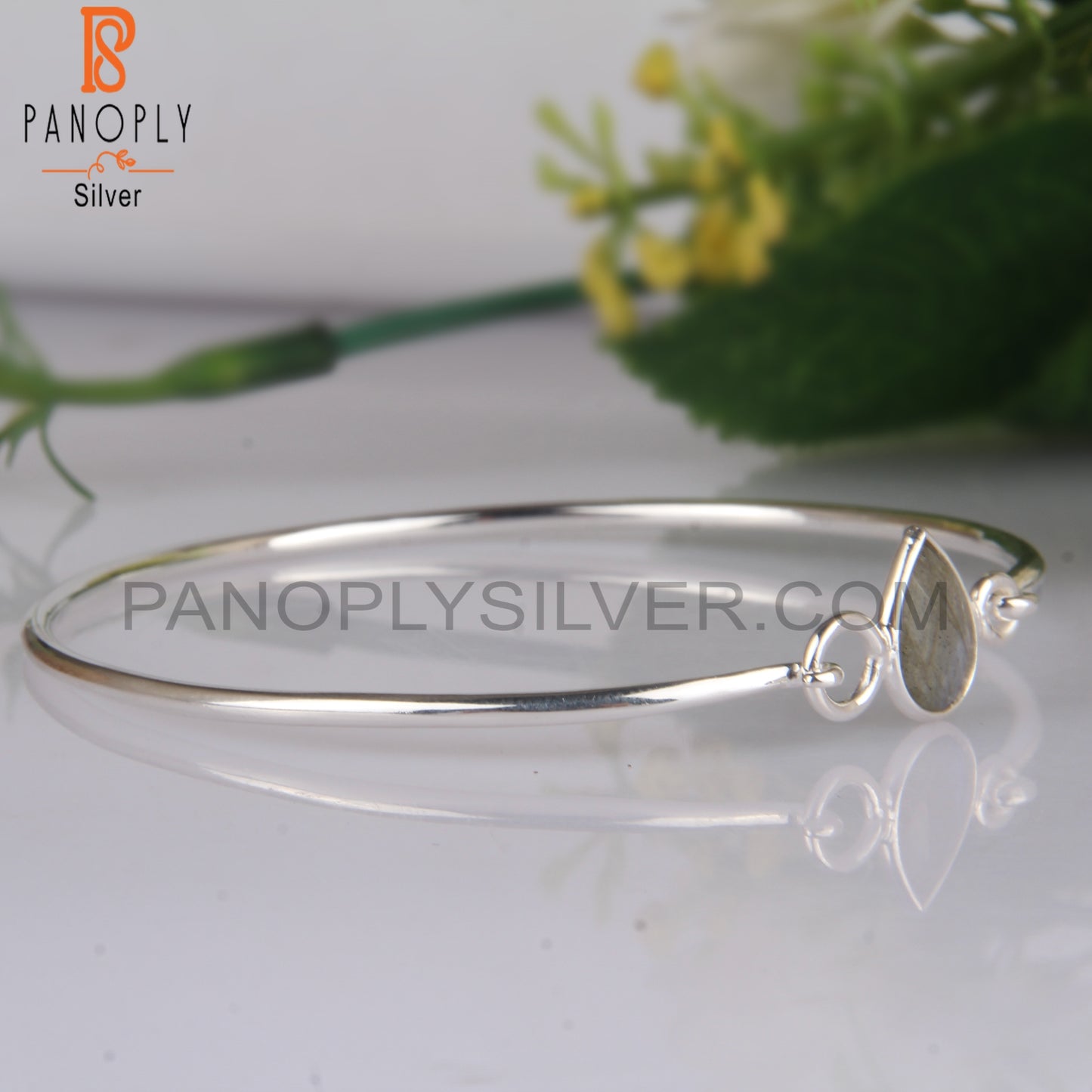 Labradorite Pear Shape 925 Sterling Silver Bangle