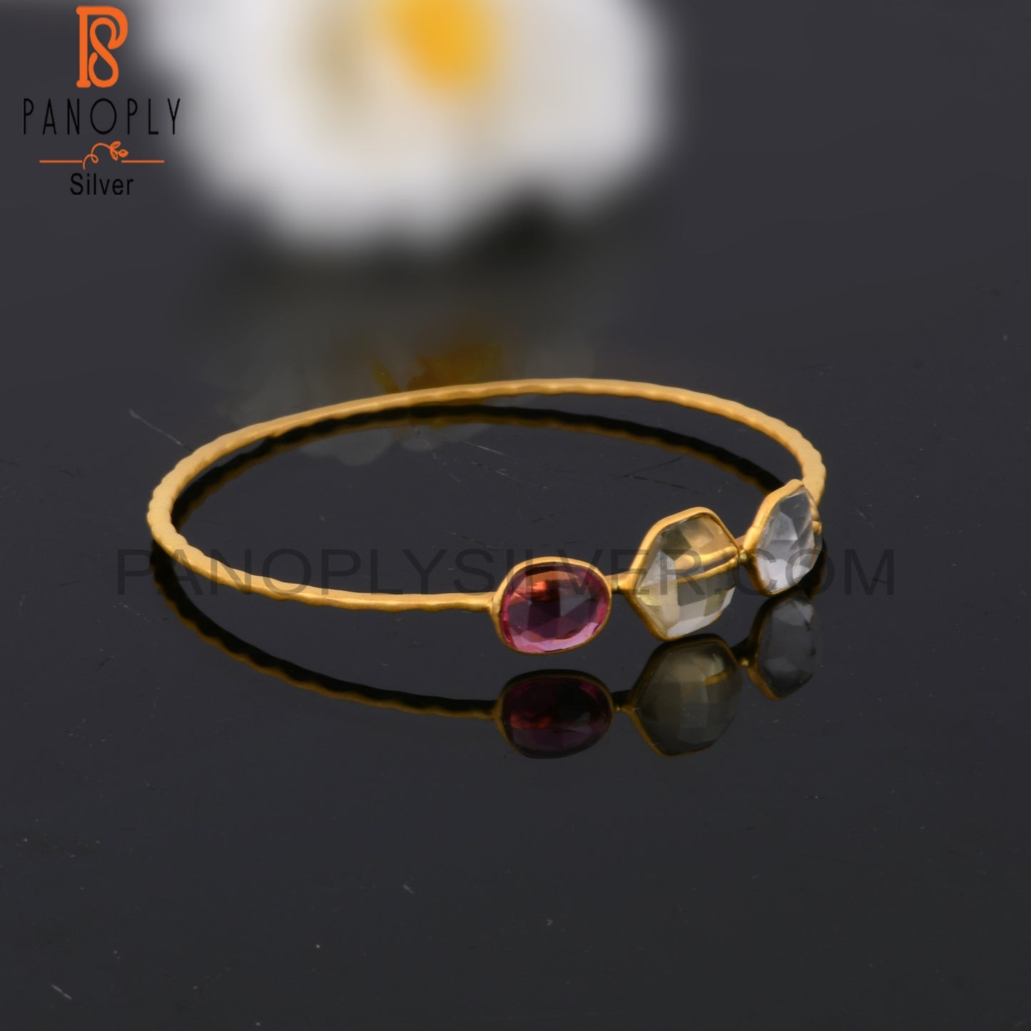 18K Gold Plated 925 Quality Hammered Bangle With Crystal Quartz