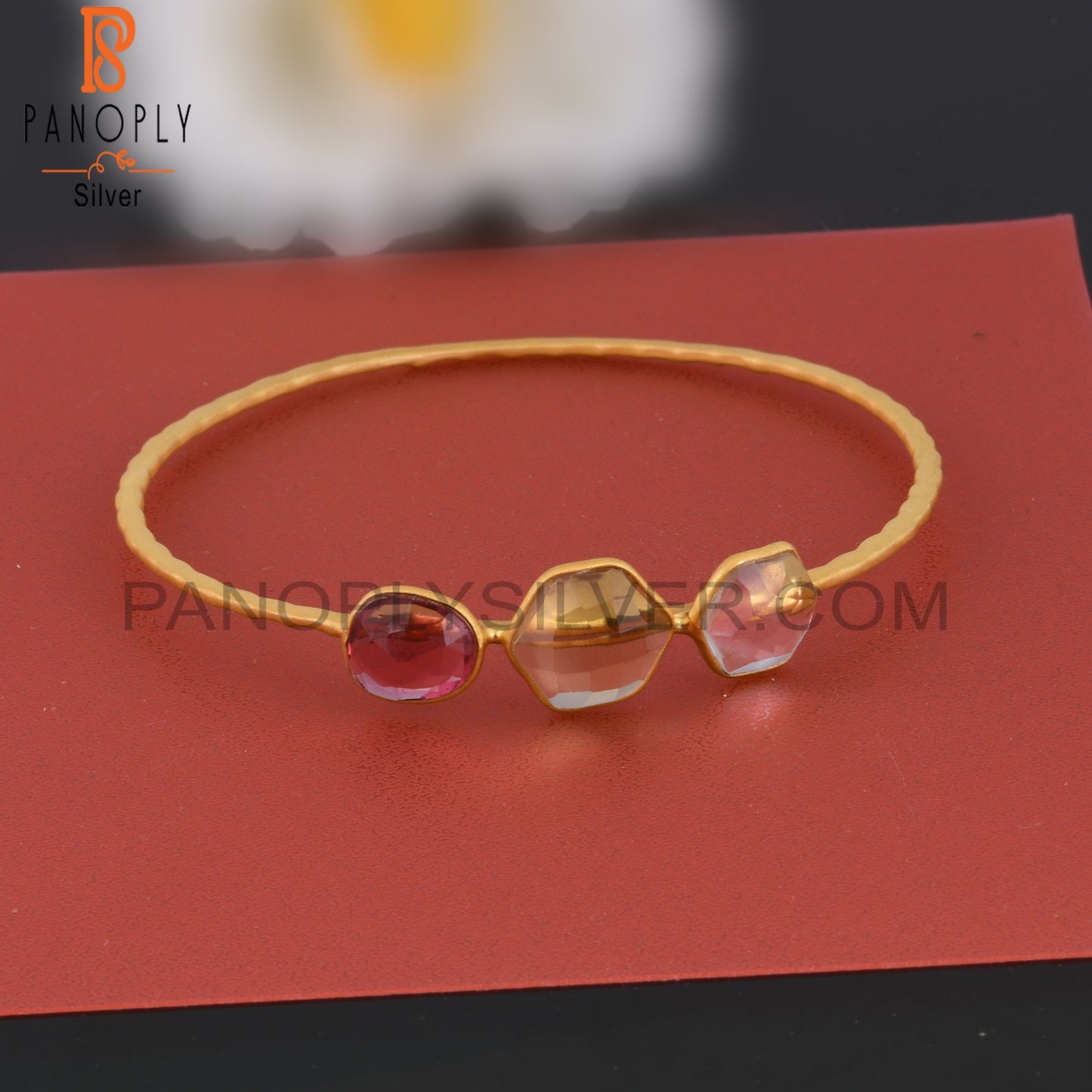 18K Gold Plated 925 Quality Hammered Bangle With Crystal Quartz