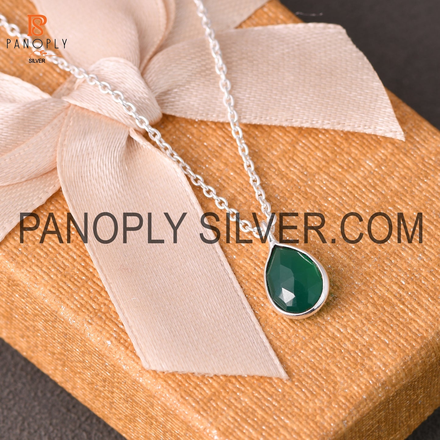925 Sterling Silver Green Onyx Gemstone Drop Pendant