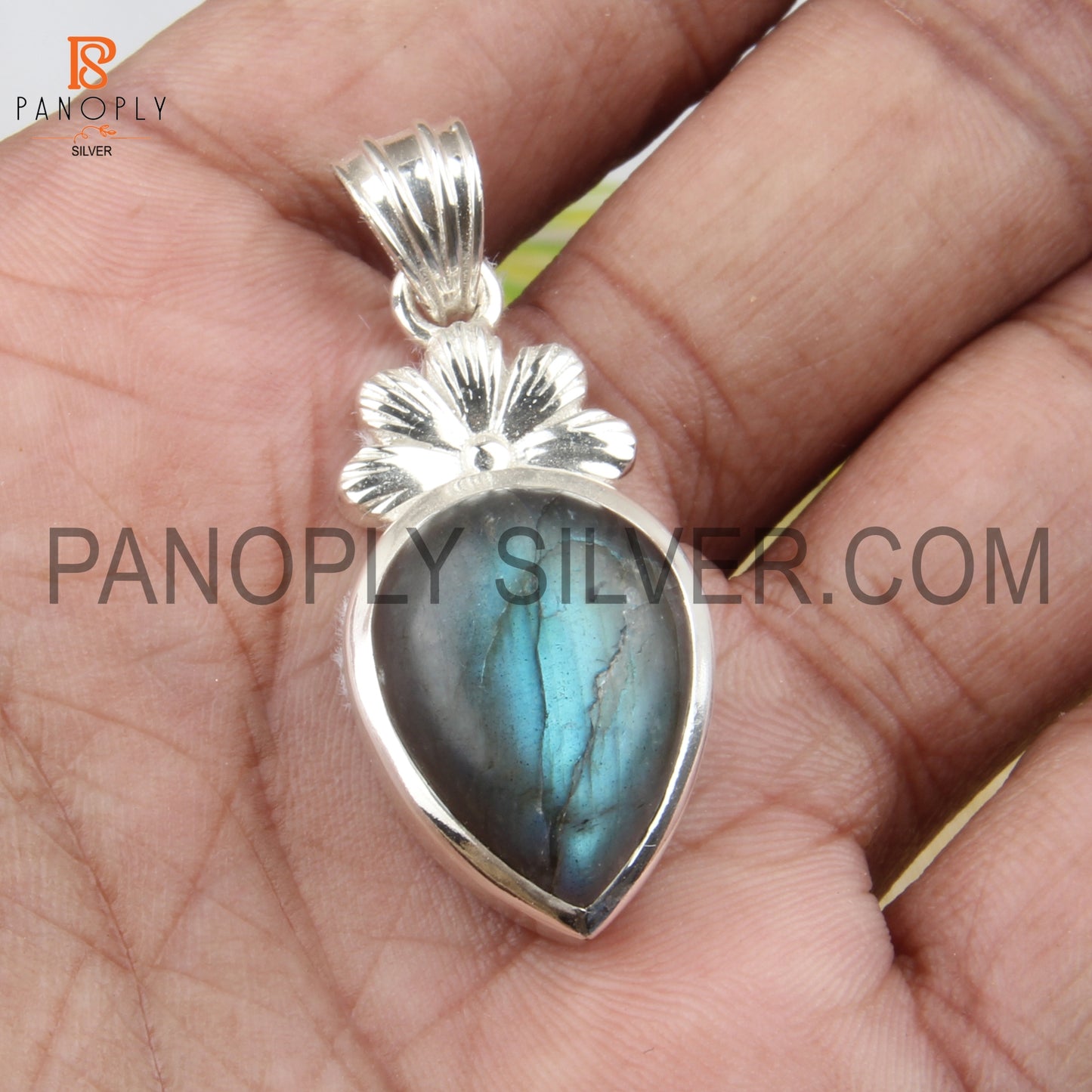 Handmade Labradorite Gem 925 Sterling Silver Flower Pendant