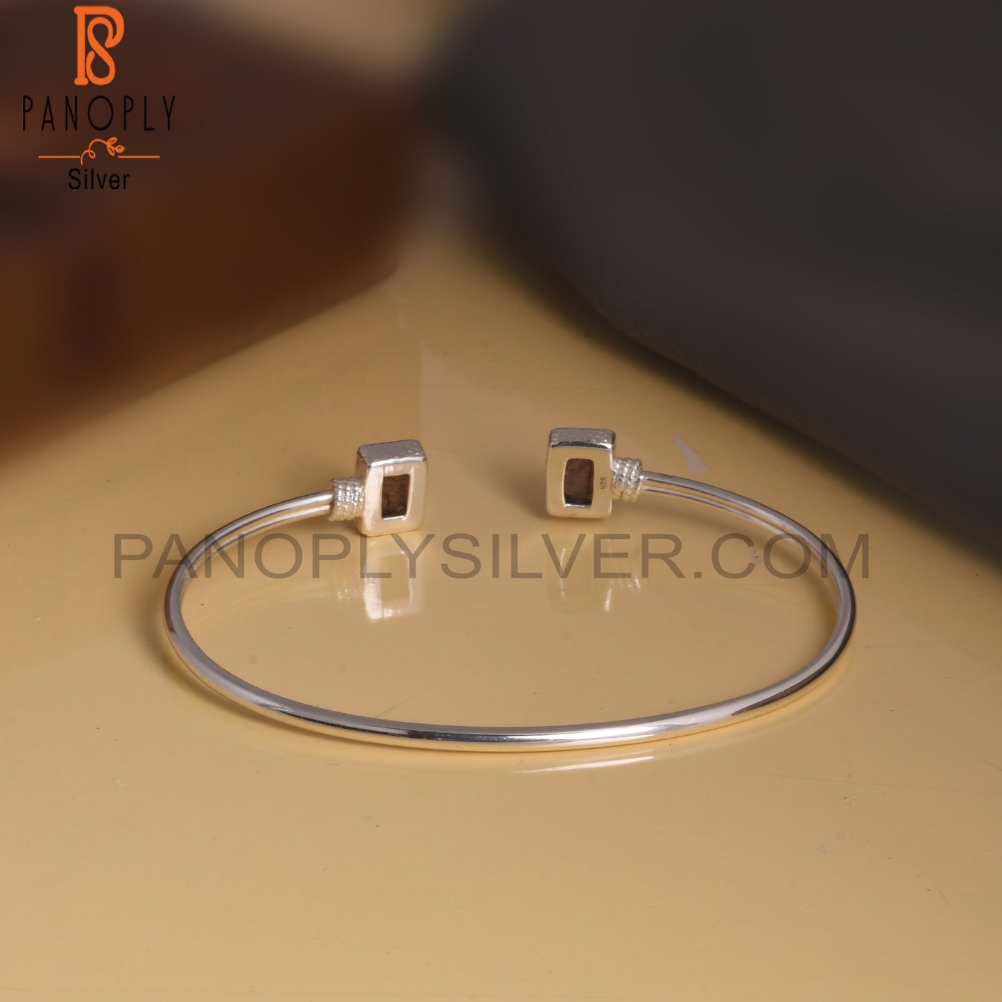 Beguette Shape Strawberry Quartz Openable Bangles
