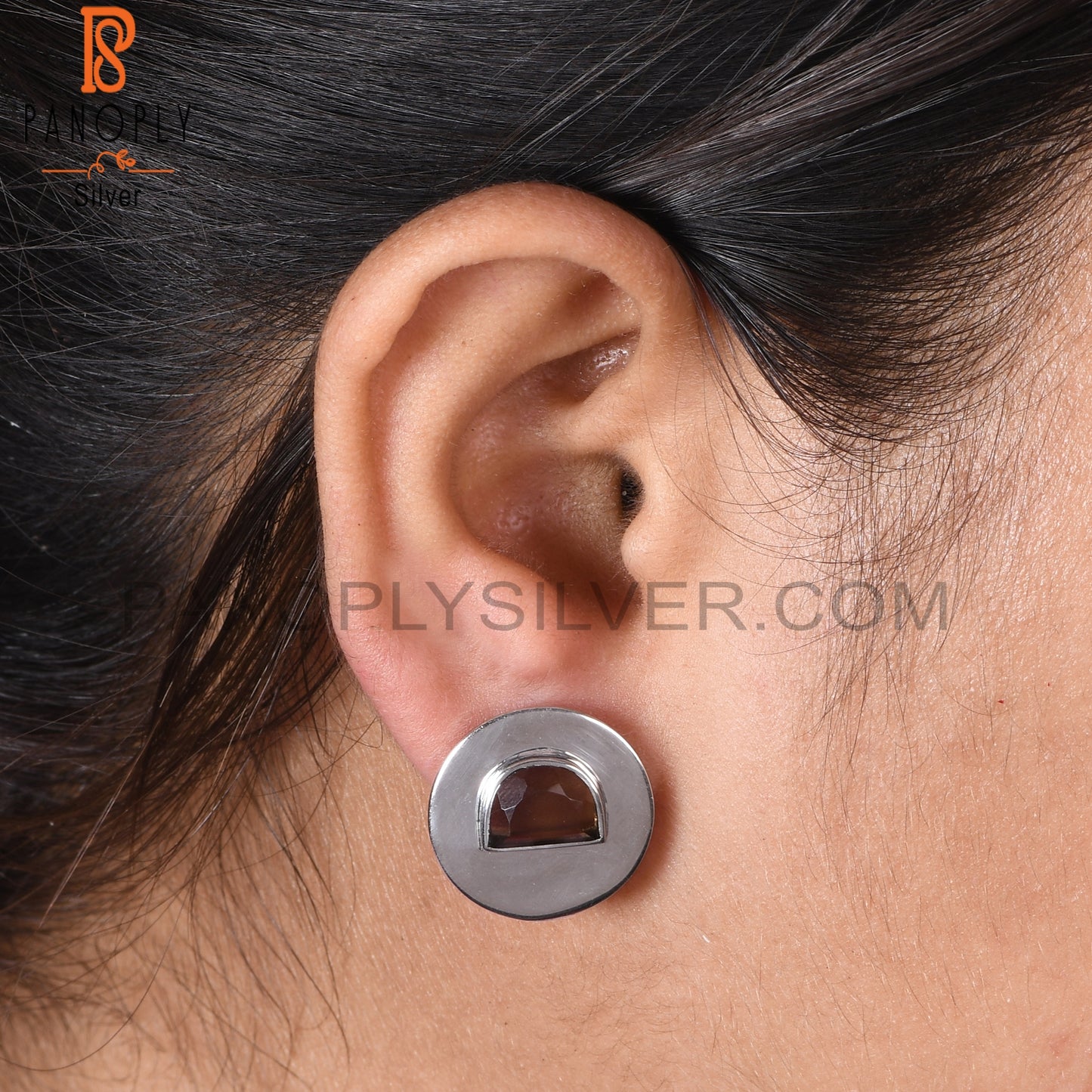 Smoky 925 Sterling Silver D Shape Stud Earrings