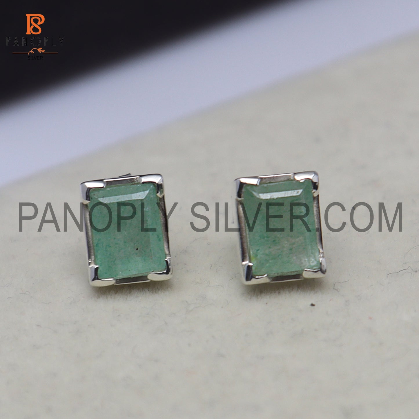 Green Strawberry Quartz 925 Silver Gem Stud Jewelry for Women's Day